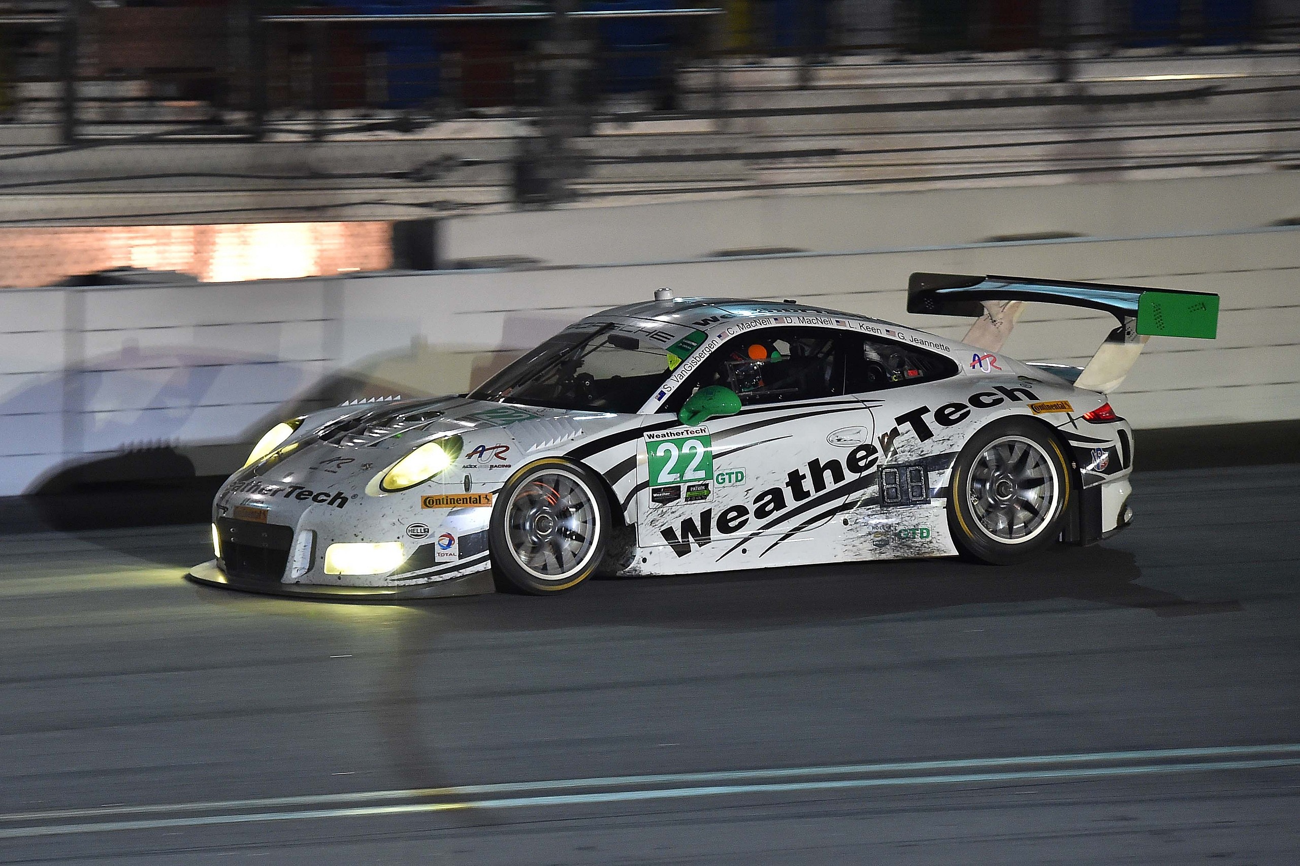 Motorsports: Rolex 24 - Day 1