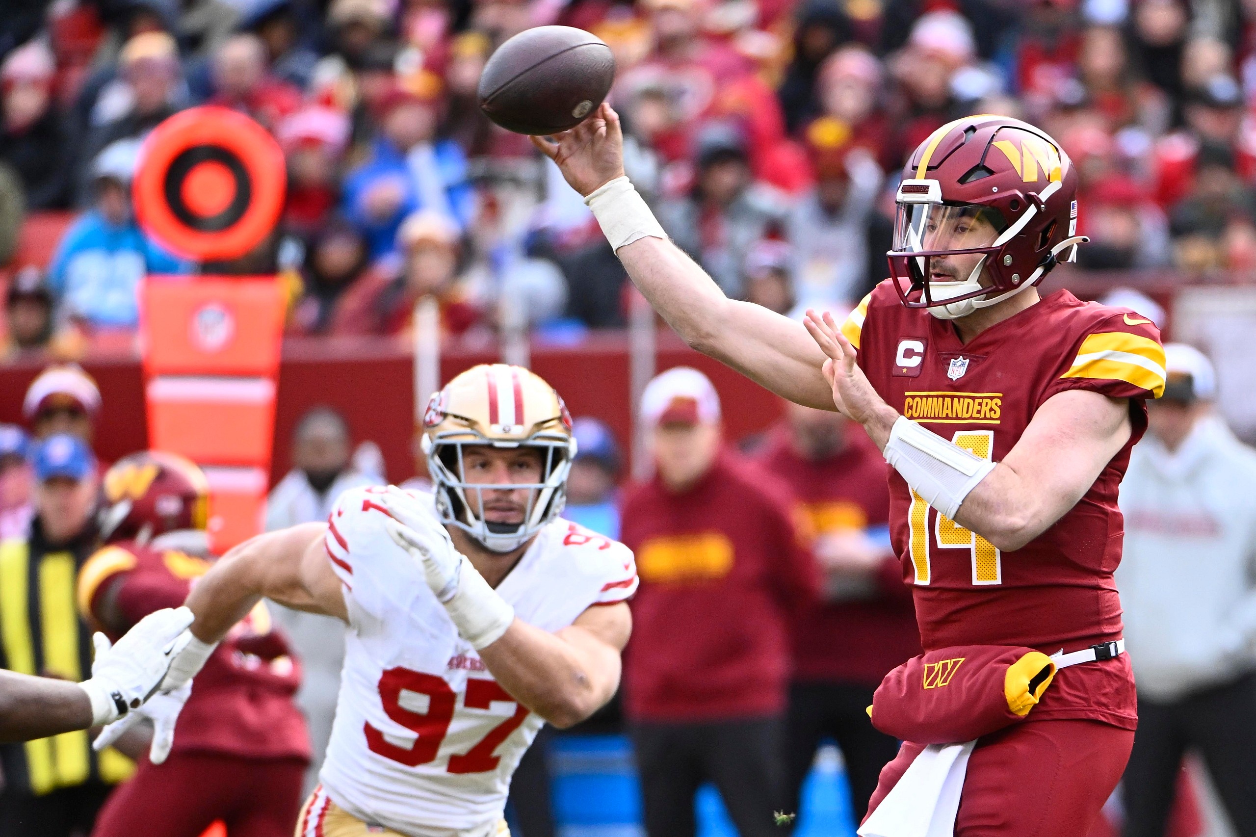 NFL: San Francisco 49ers at Washington Commanders