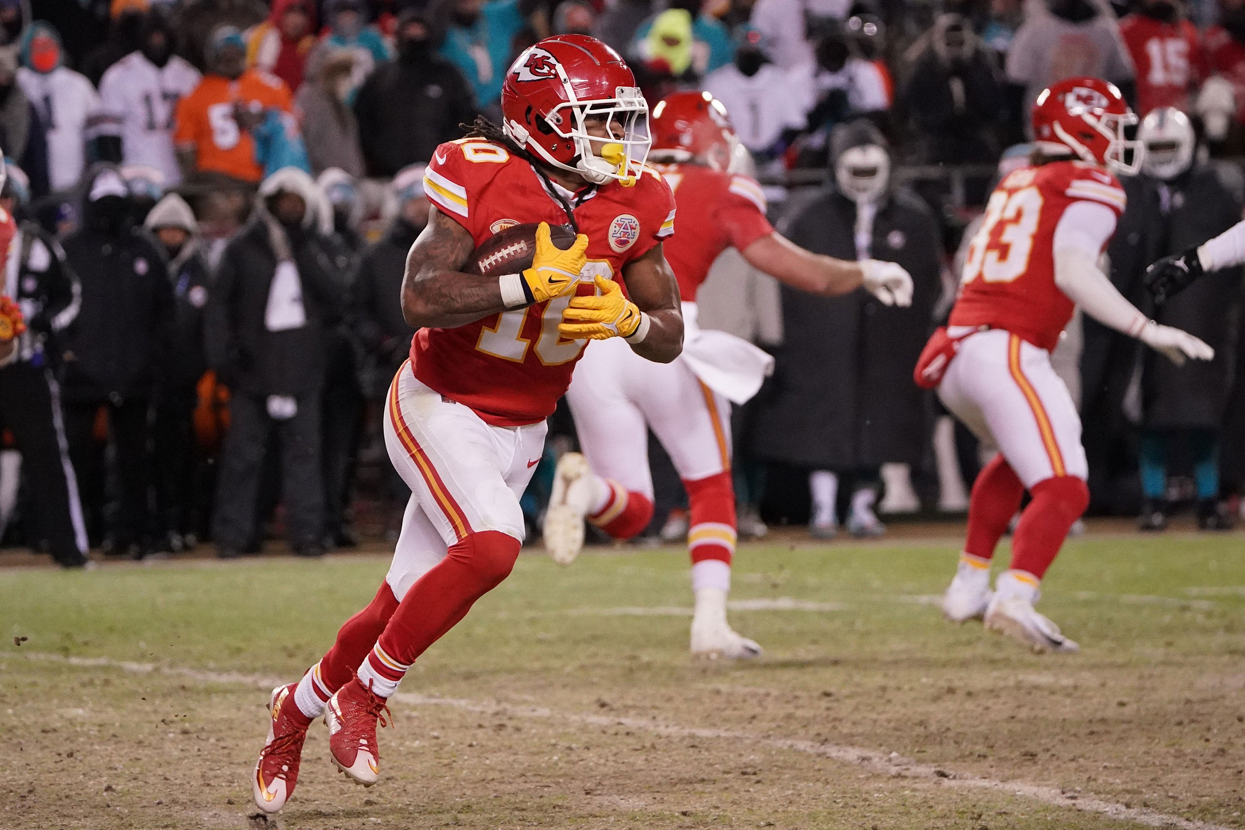 NFL: AFC Wild Card Round-Miami Dolphins at Kansas City Chiefs