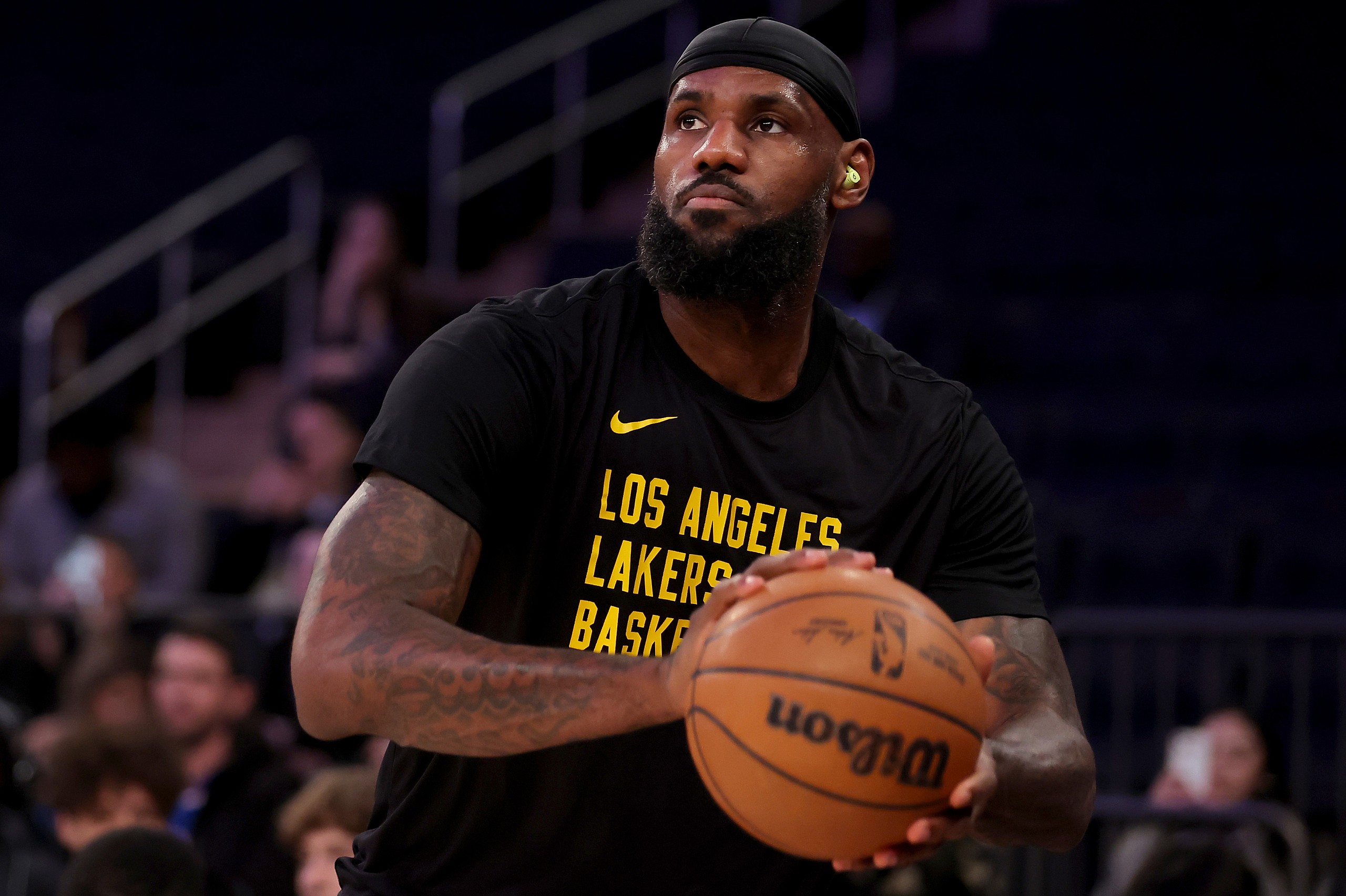 lebron james, los angeles lakers