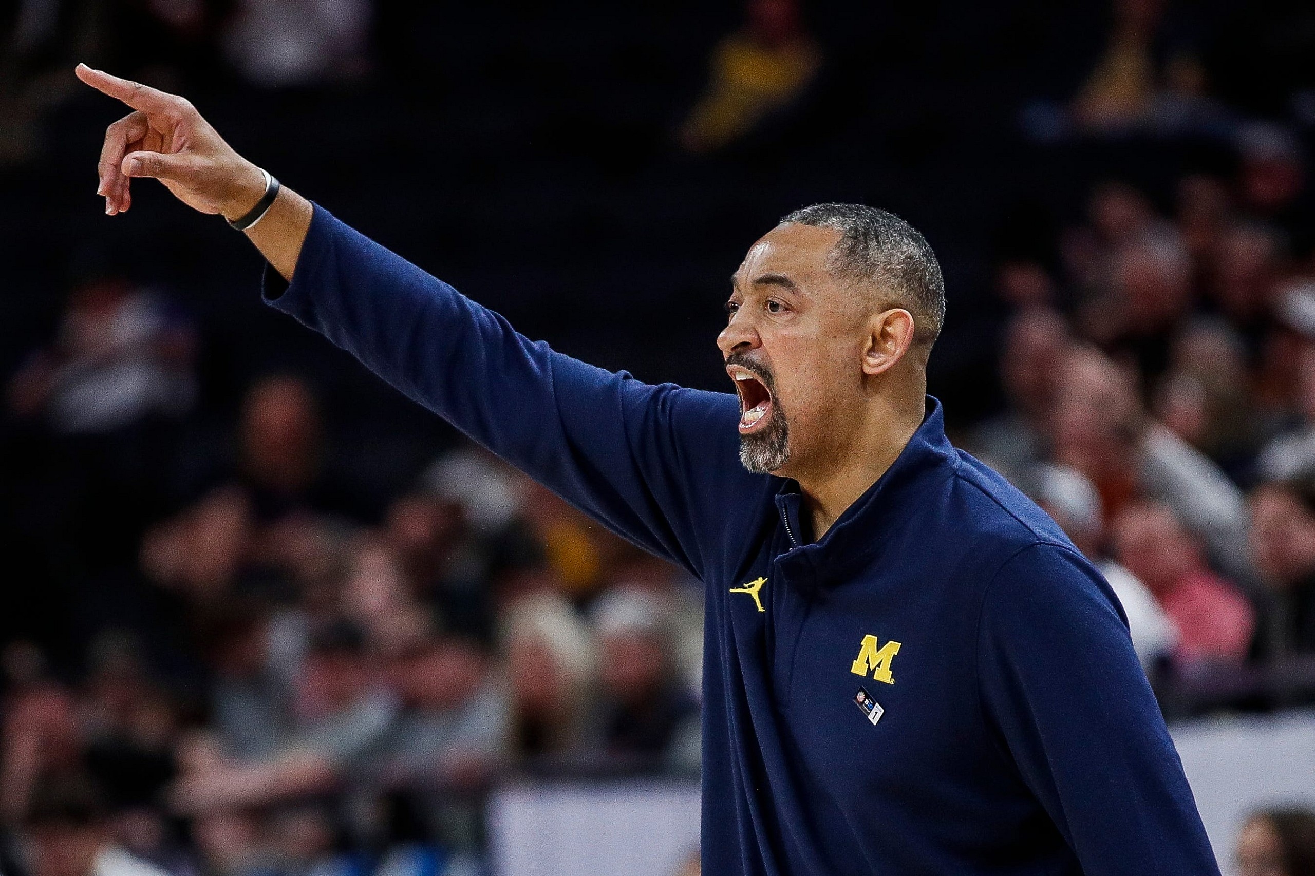 Michigan head coach Juwan Howar