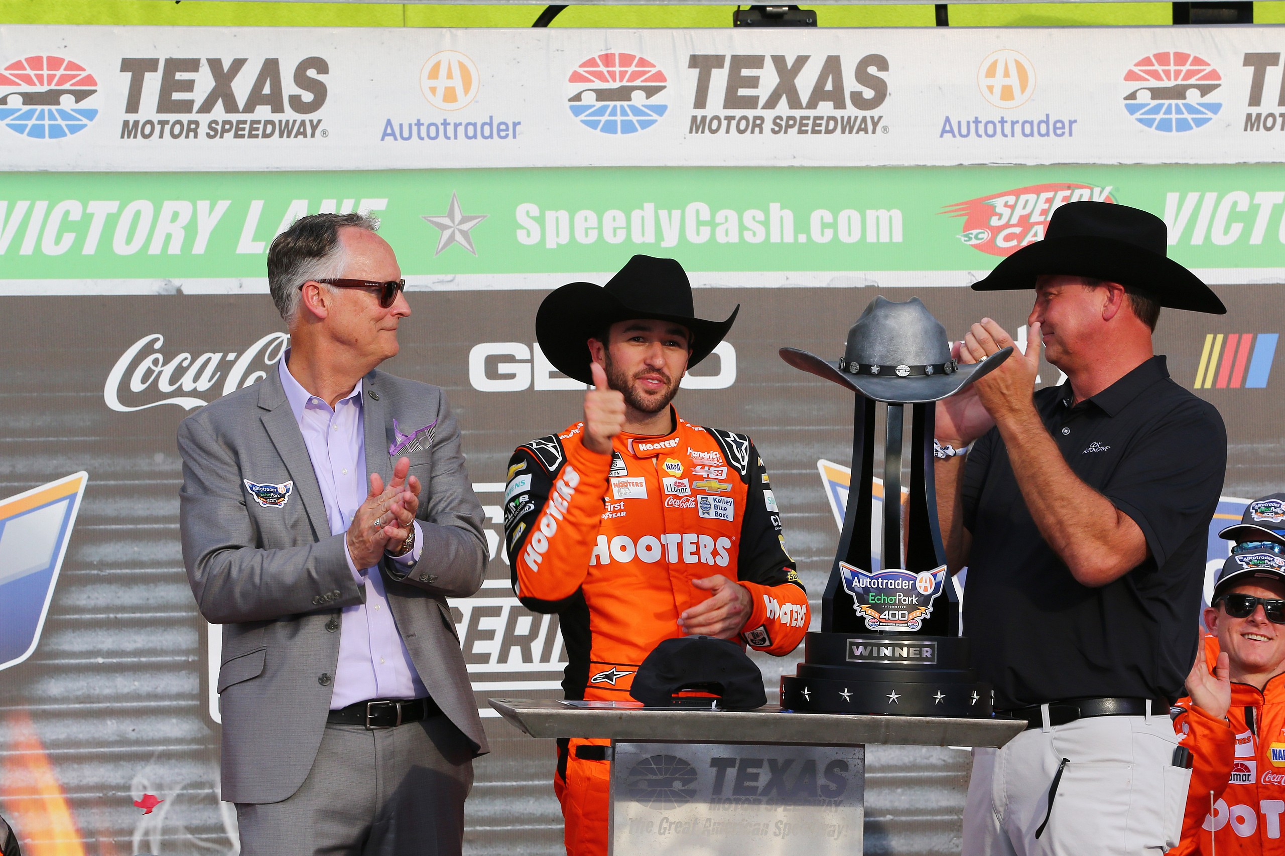 NASCAR: Autotrader EchoPark Automotive 400