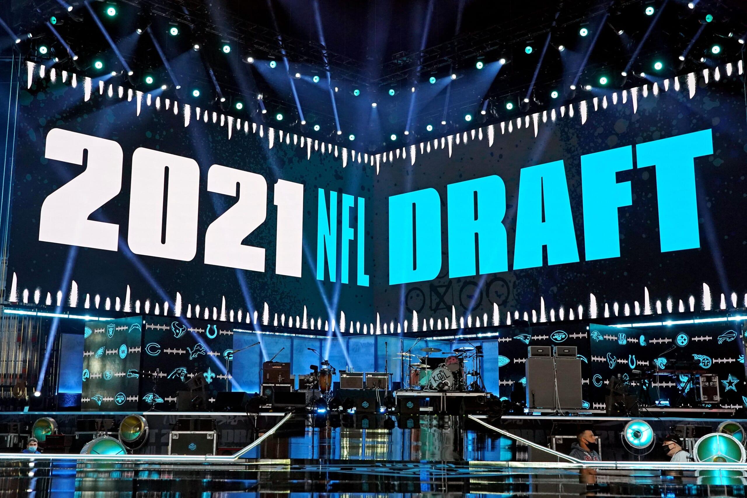 Houston Texans pick up huge haul of all draft picks for Deshaun Watson