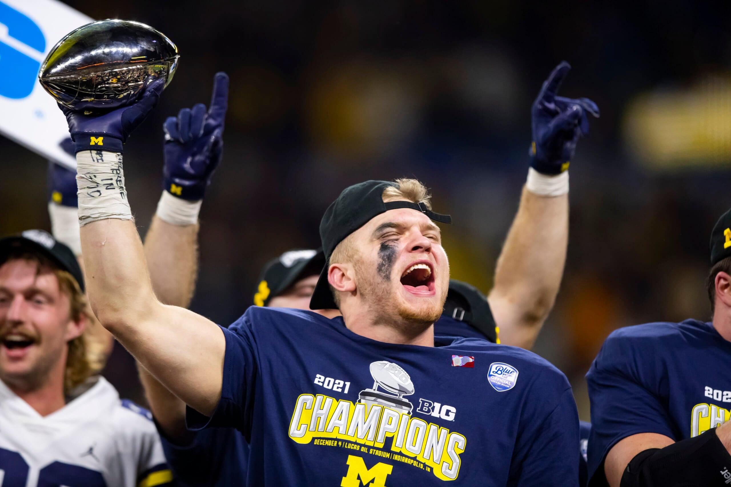 NCAA Football: Big Ten Football Championship-Iowa vs Michigan