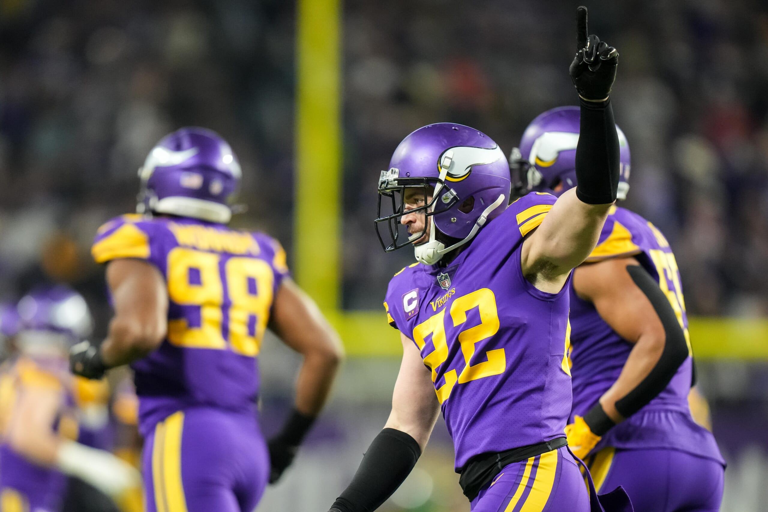 minnesota vikings release harrison smith