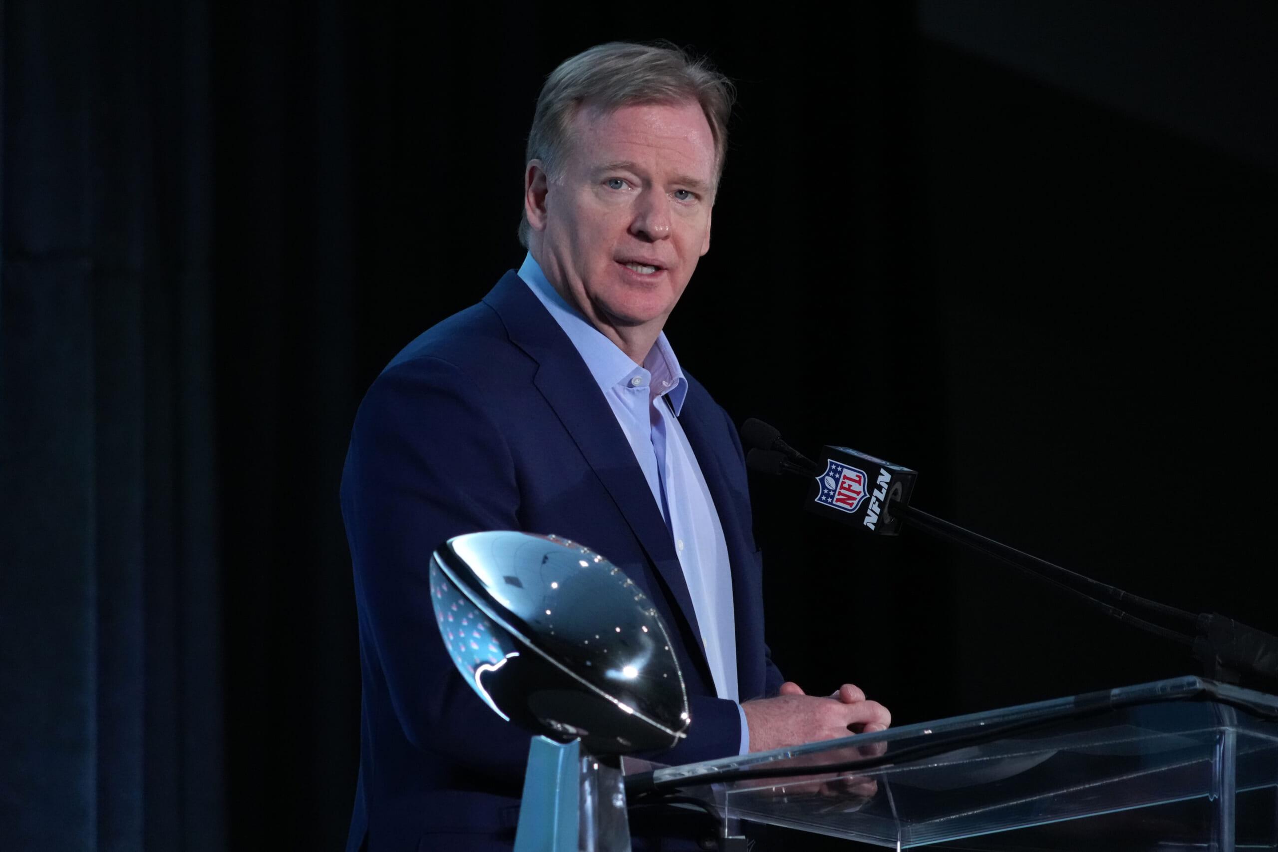 nfl hires loretta lynch to defend itself against brian flores' lawsuit