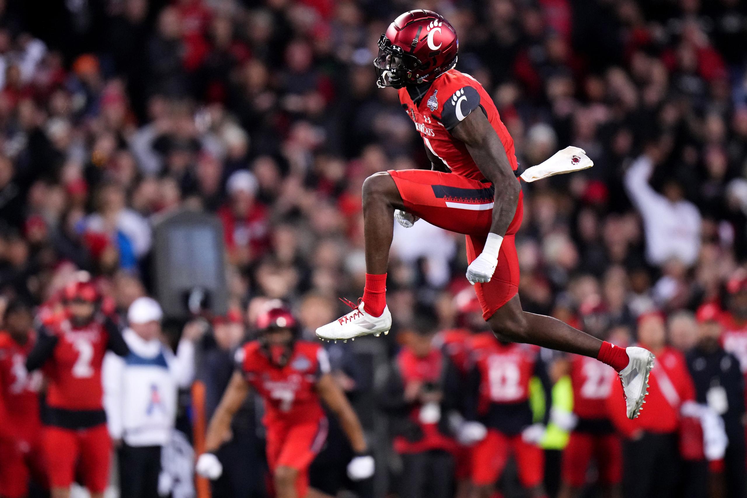 NCAA Football: The American Athletic Conference Championship-Houston at Cincinnati