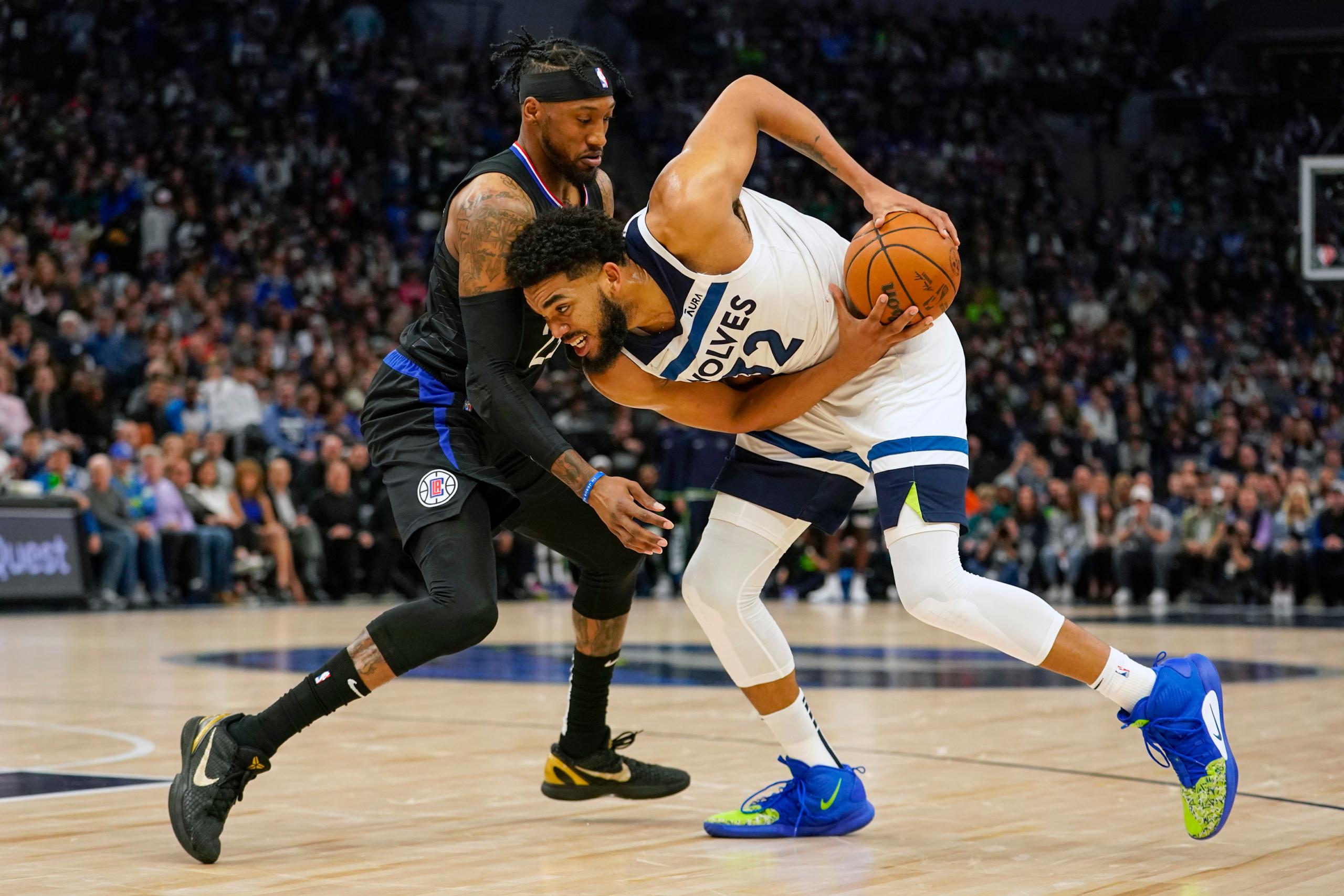 charlotte hornets sign robert covington