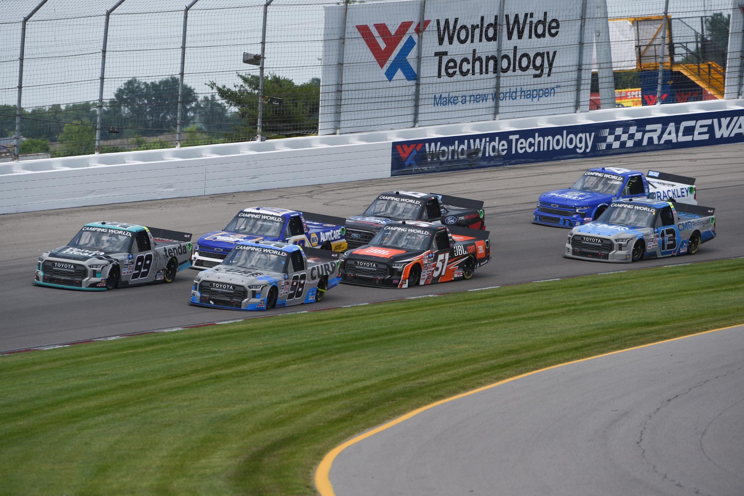 NASCAR: Truck Series Toyota 200
