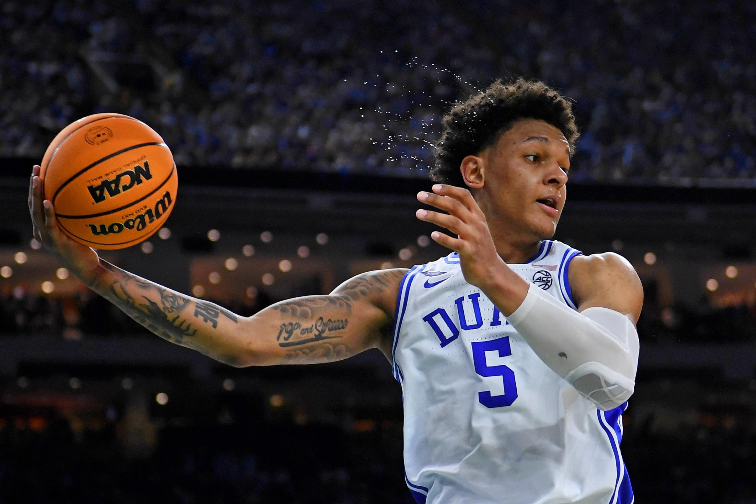 NCAA Basketball: Final Four-Semifinals-North Carolina vs Duke