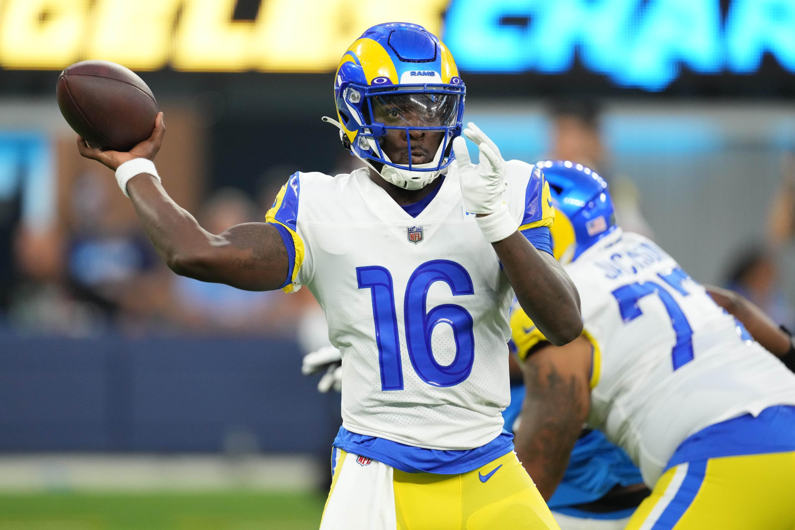 NFL: Los Angeles Rams at Los Angeles Chargers