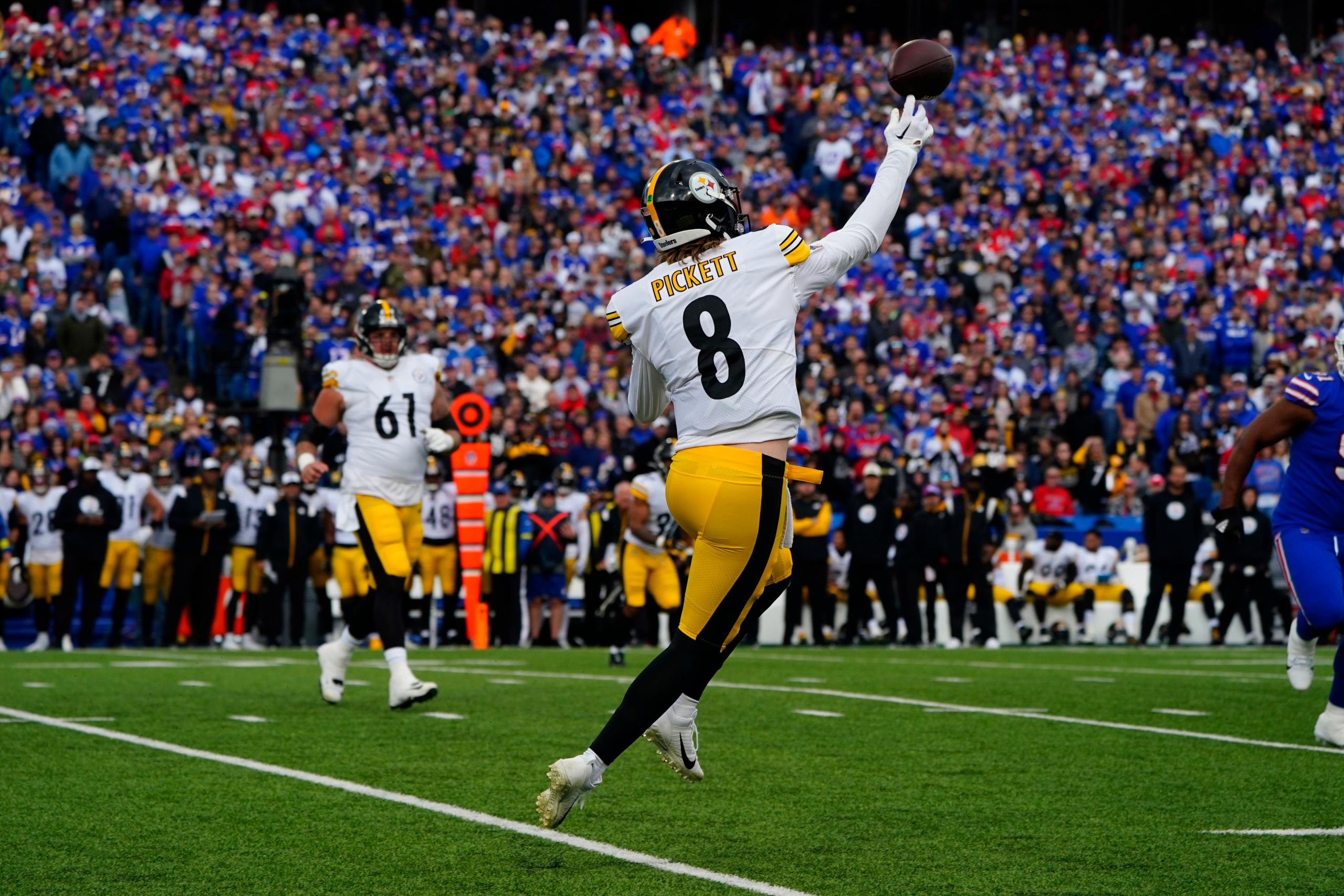 NFL: Pittsburgh Steelers at Buffalo Bills