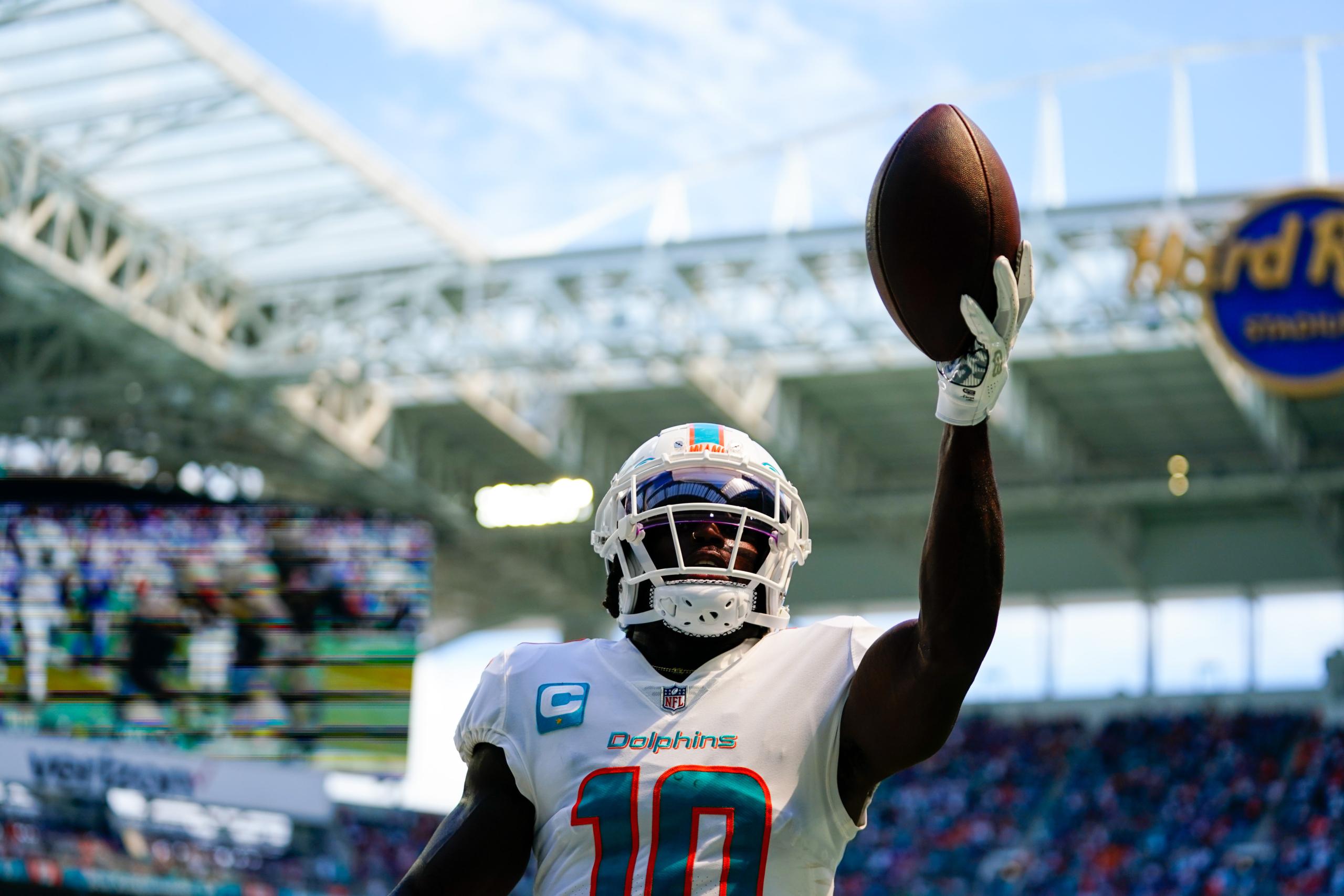tyreek hil, miami dolphins