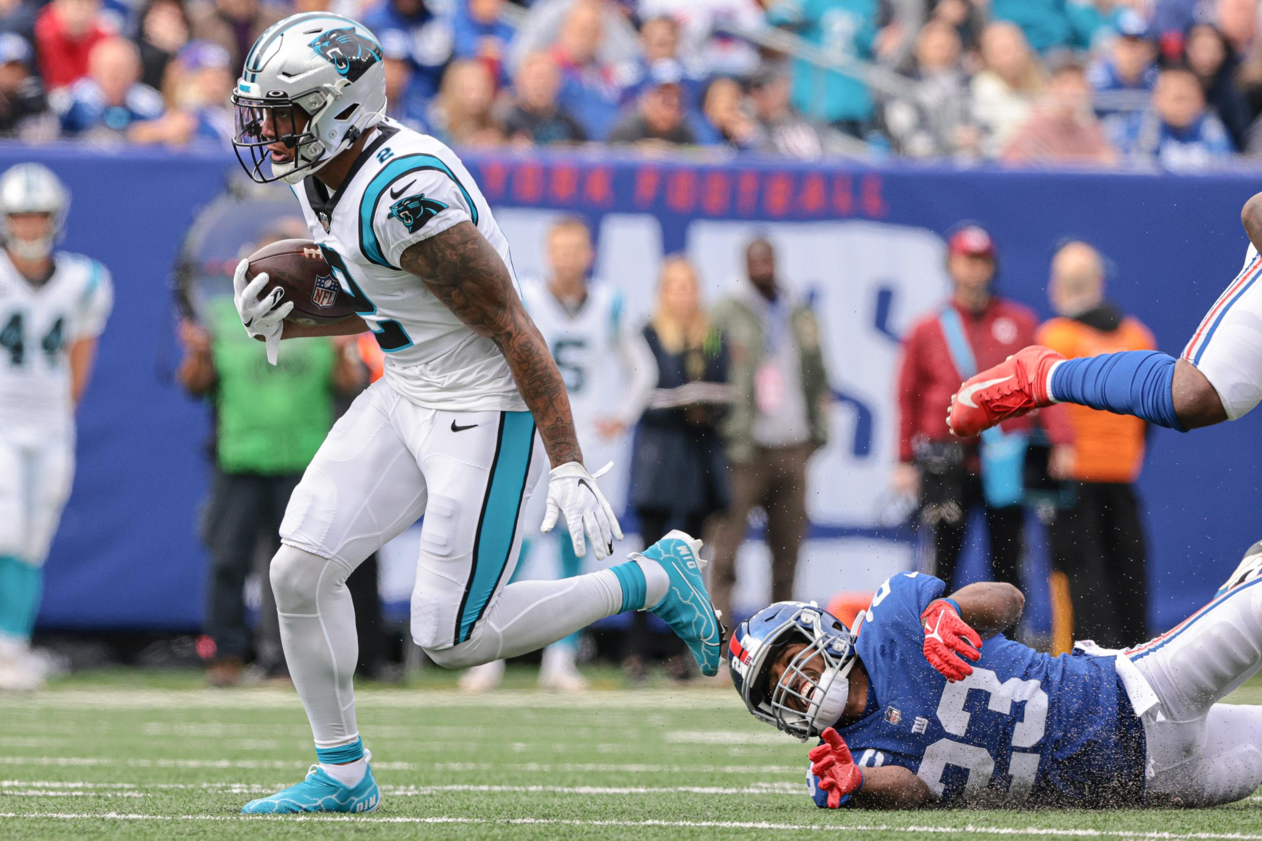 new york giants trade for d.j. moore