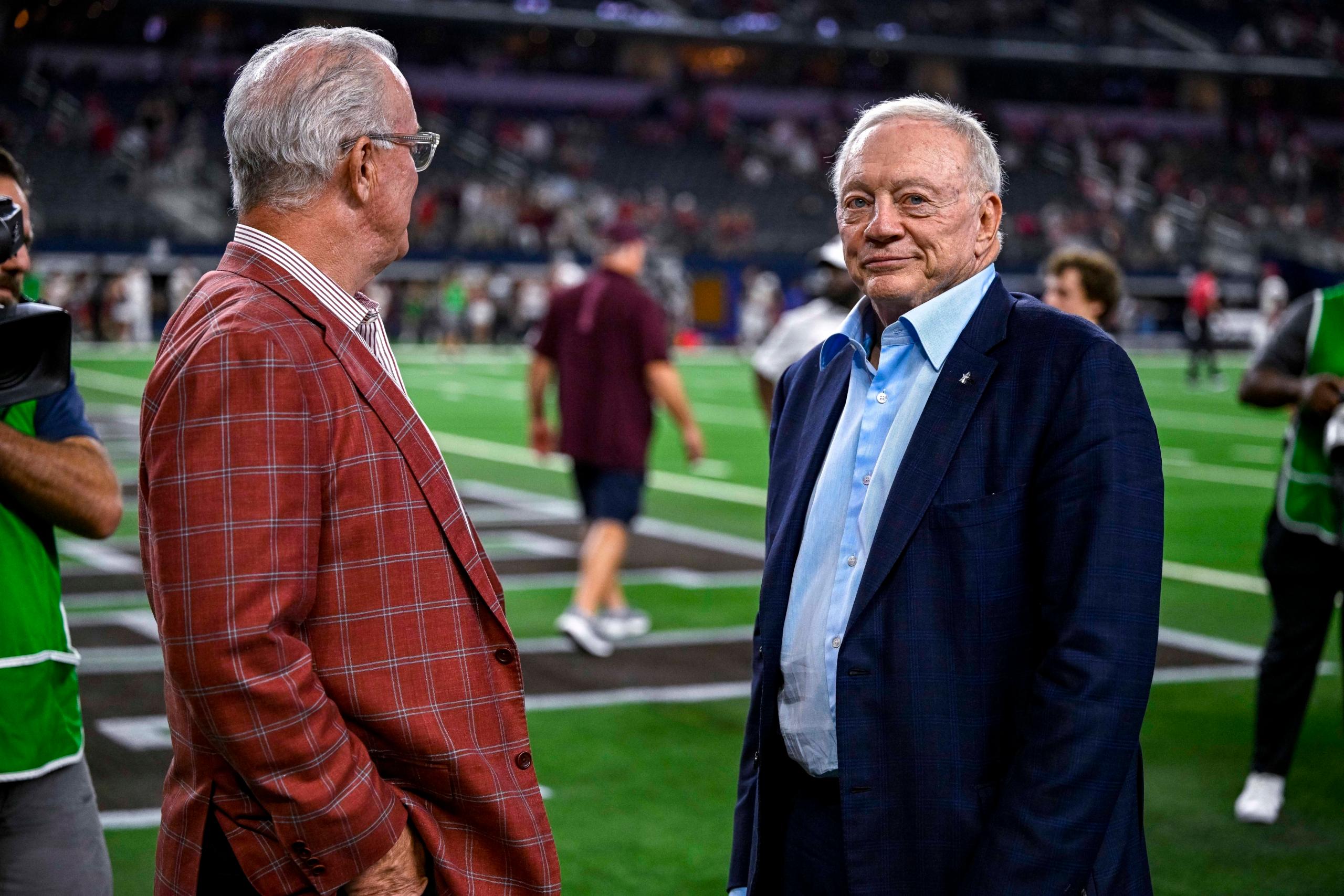 Jerry Jones, Dallas Cowboys