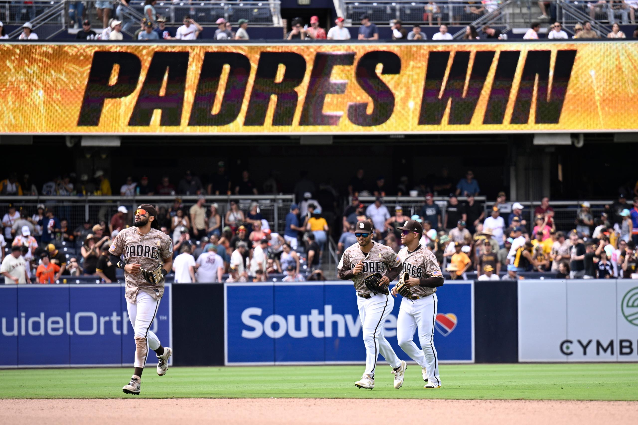 MLB: San Francisco Giants at San Diego Padres