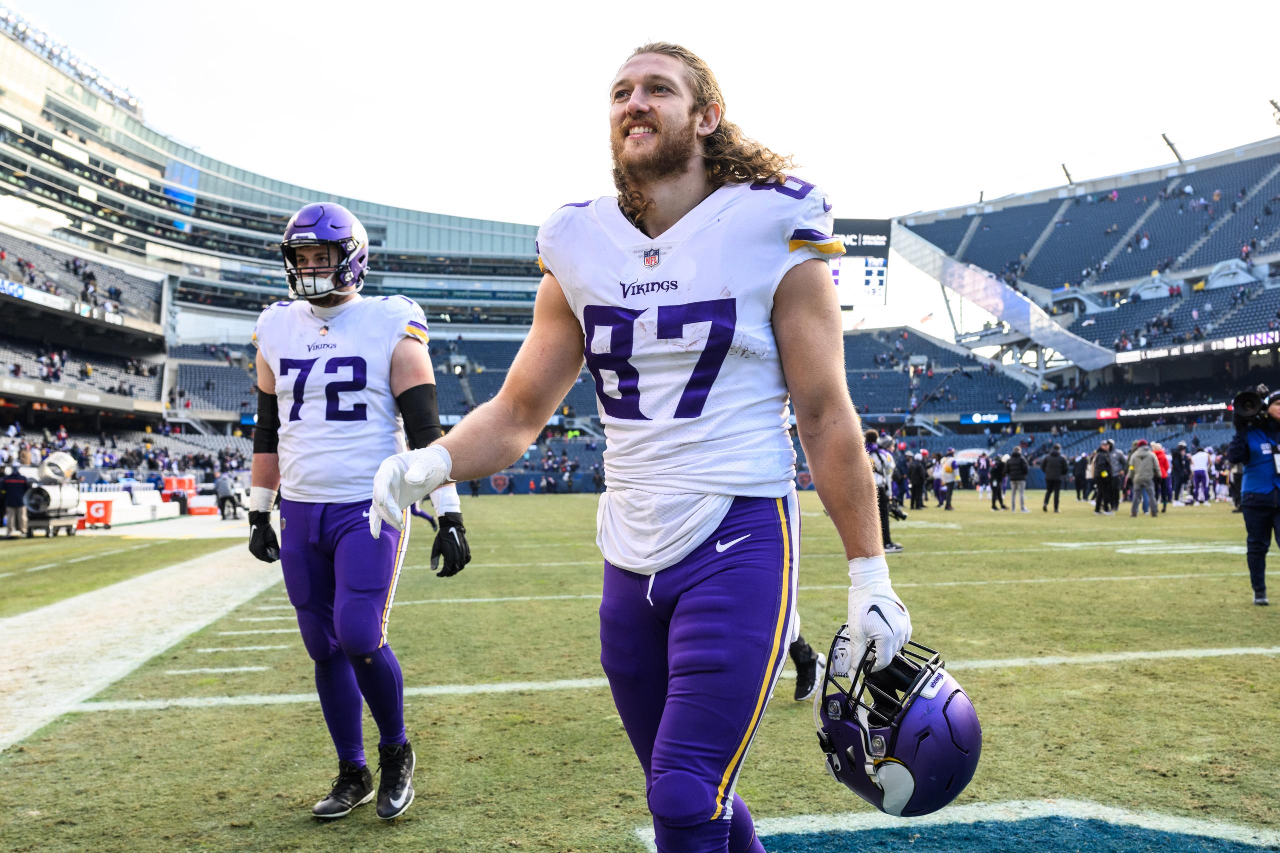 NFL: Minnesota Vikings at Chicago Bears
