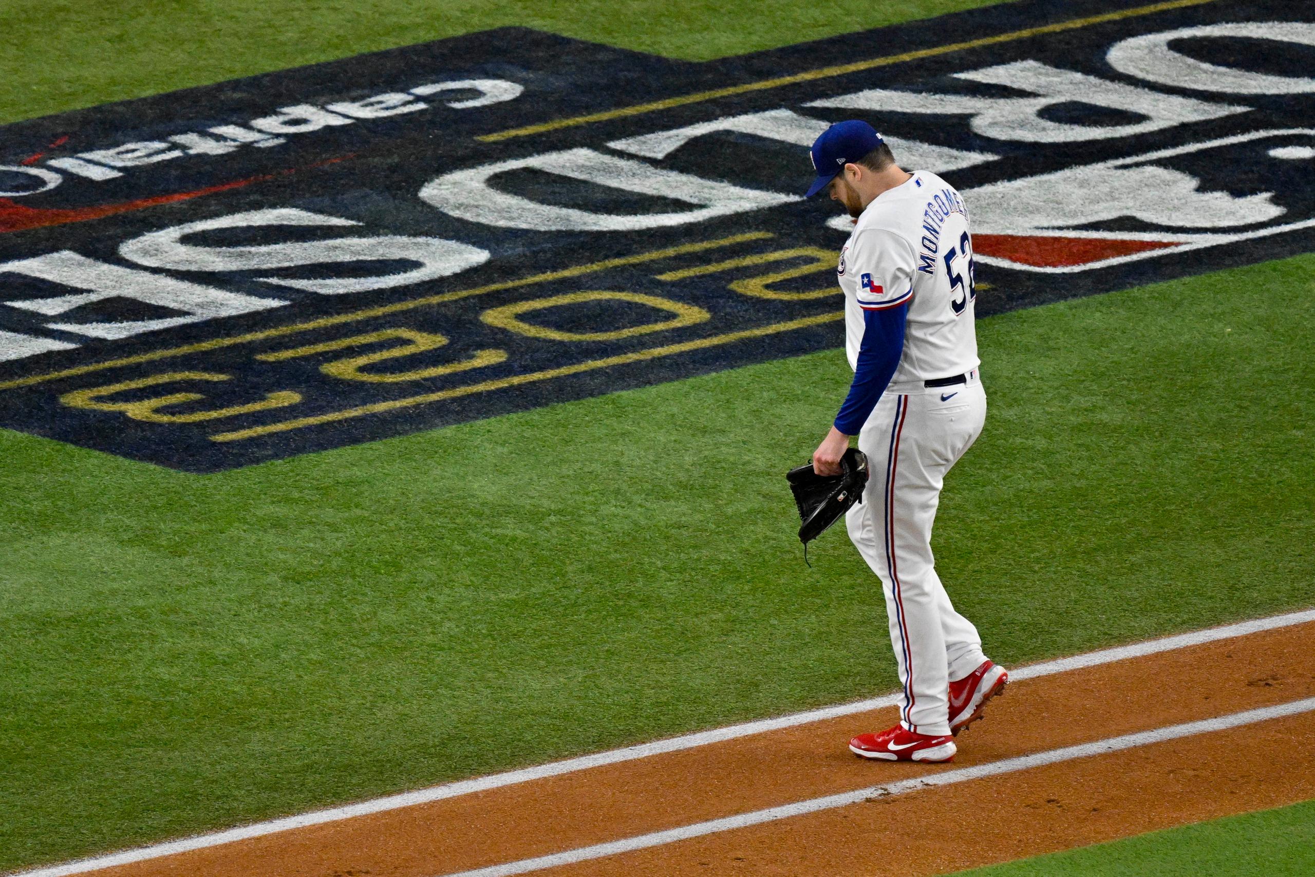 MLB: World Series-Arizona Diamondbacks at Texas Rangers