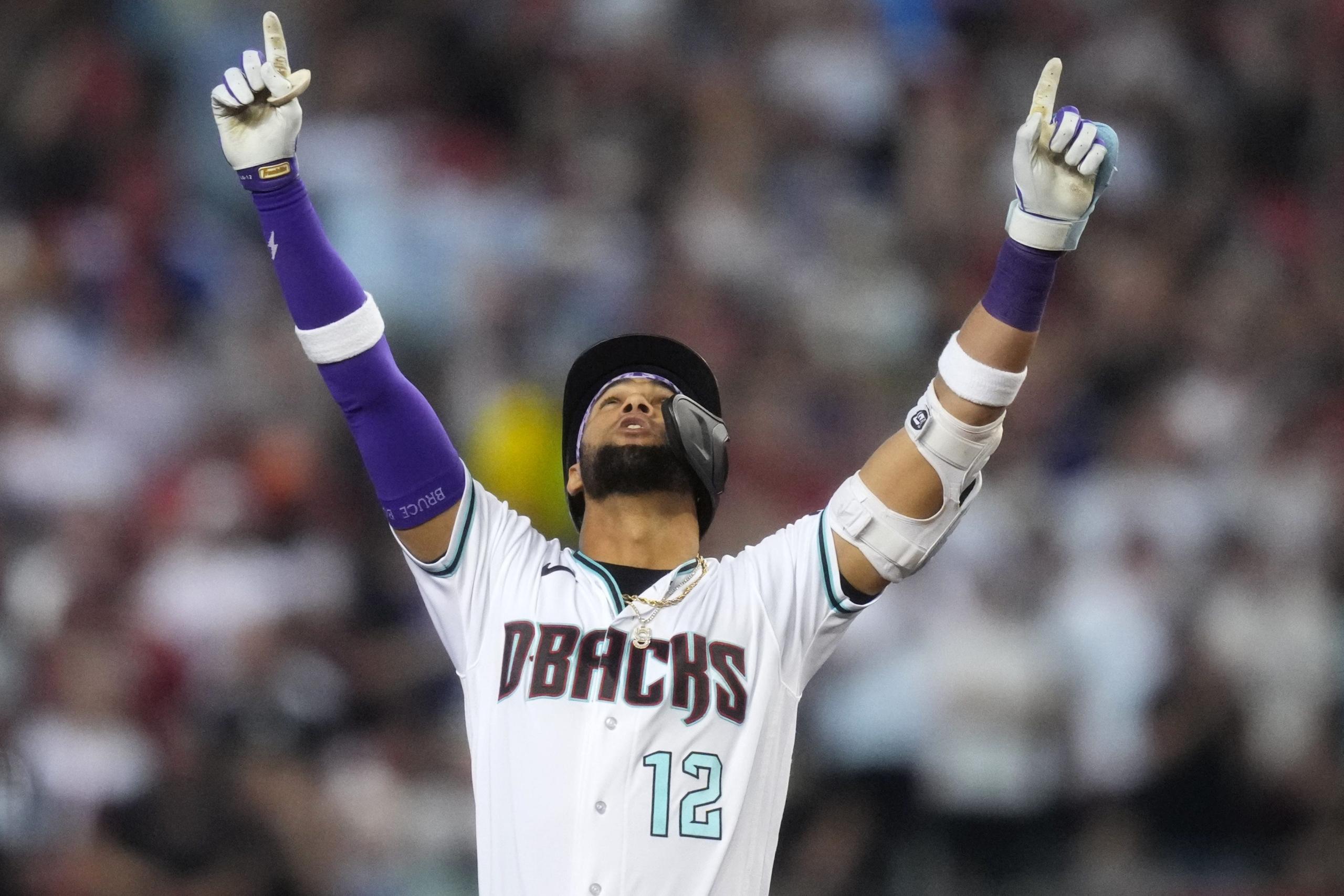 lourdes gurriel jr