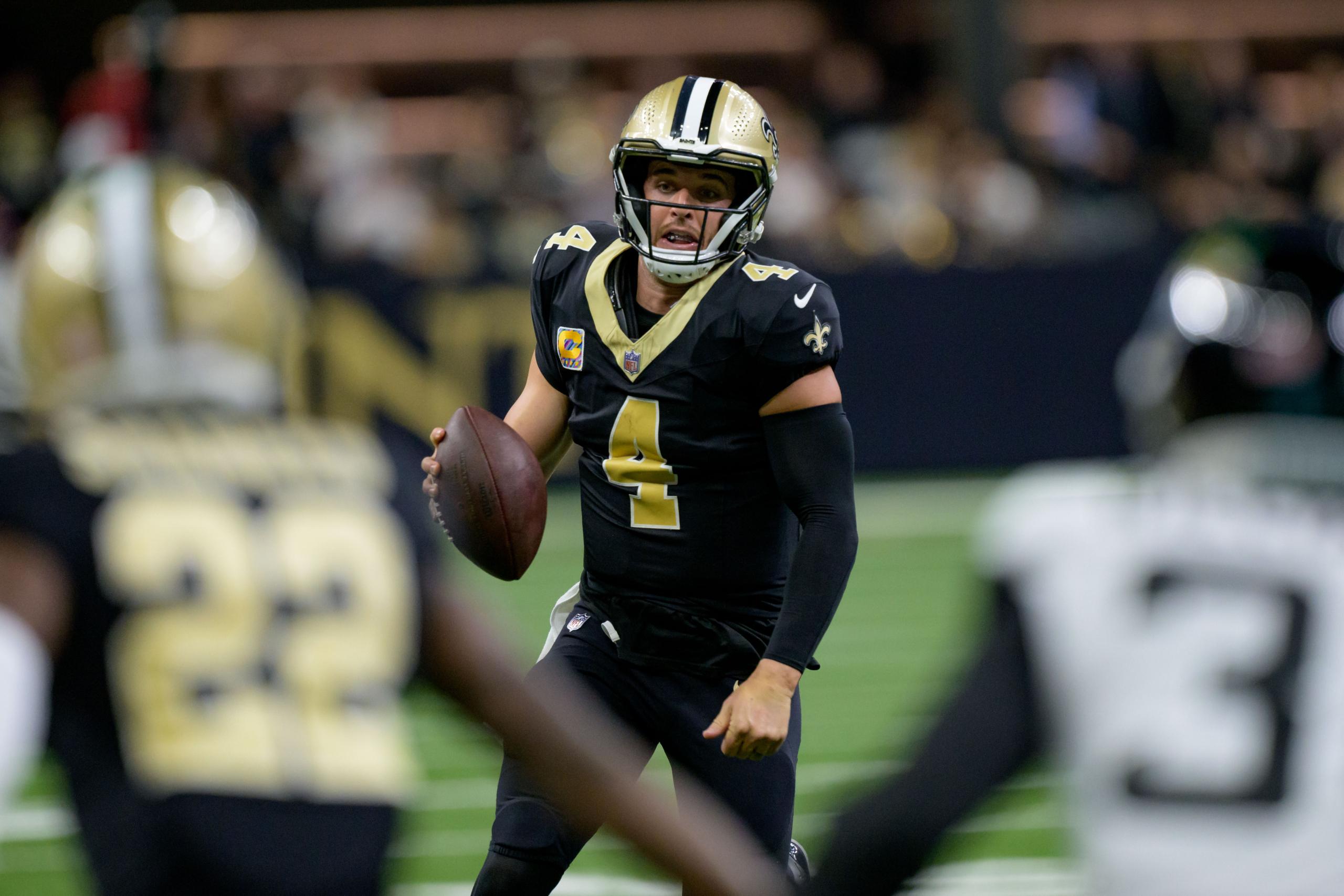 week 9 fantasy football start and sit: derek carr