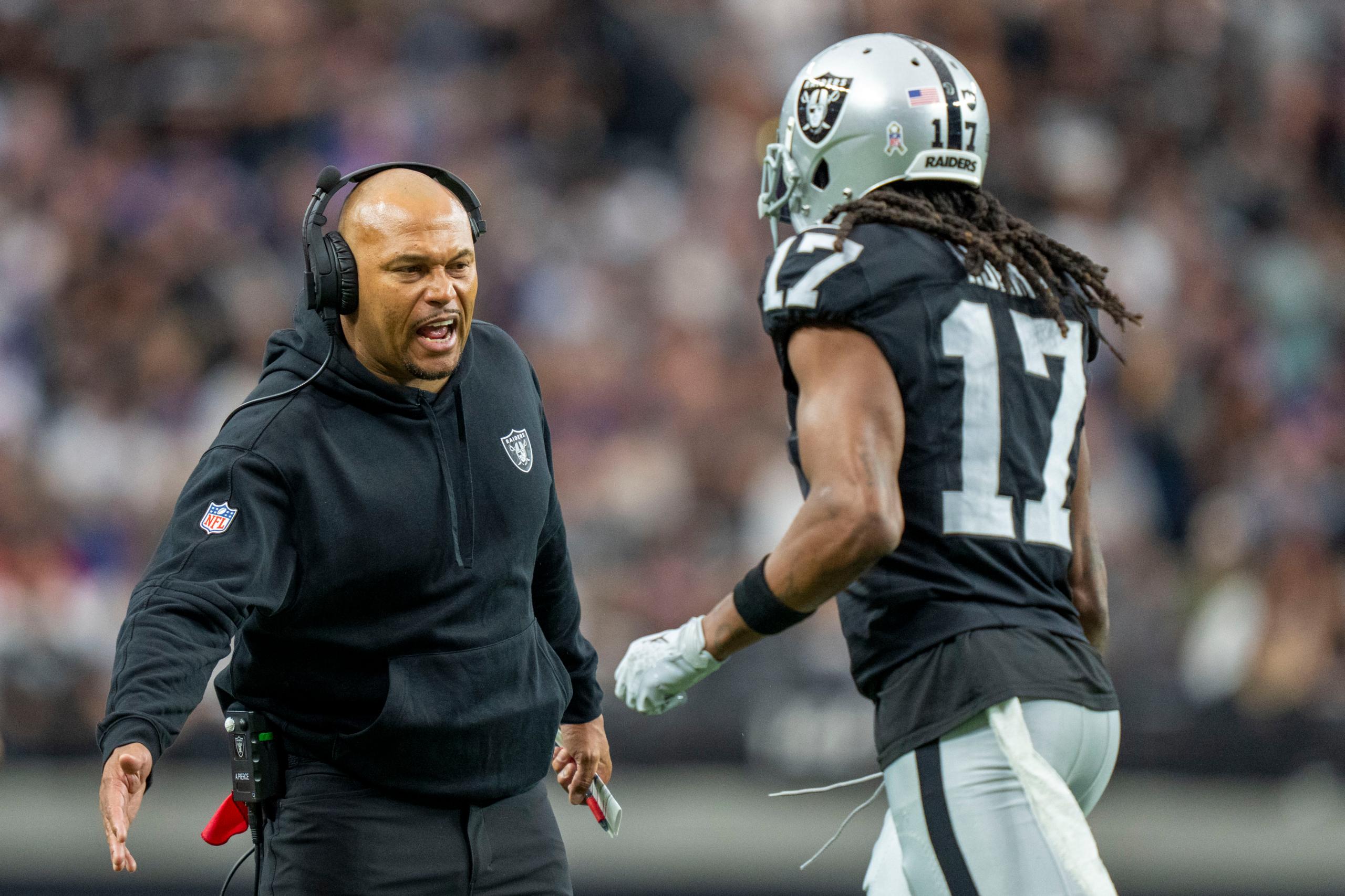 NFL: New York Giants at Las Vegas Raiders