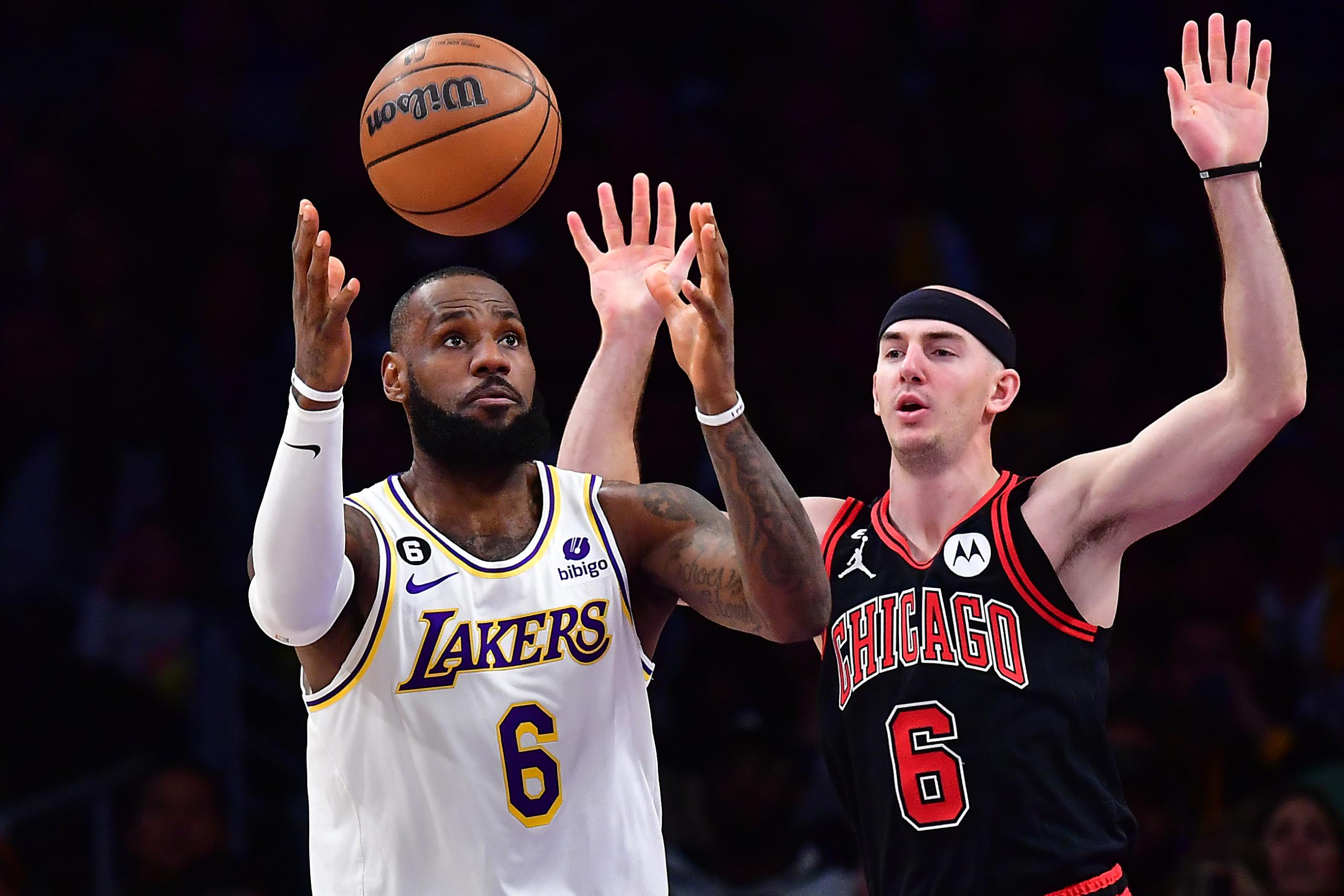 los angeles lakers trade for alex caruso