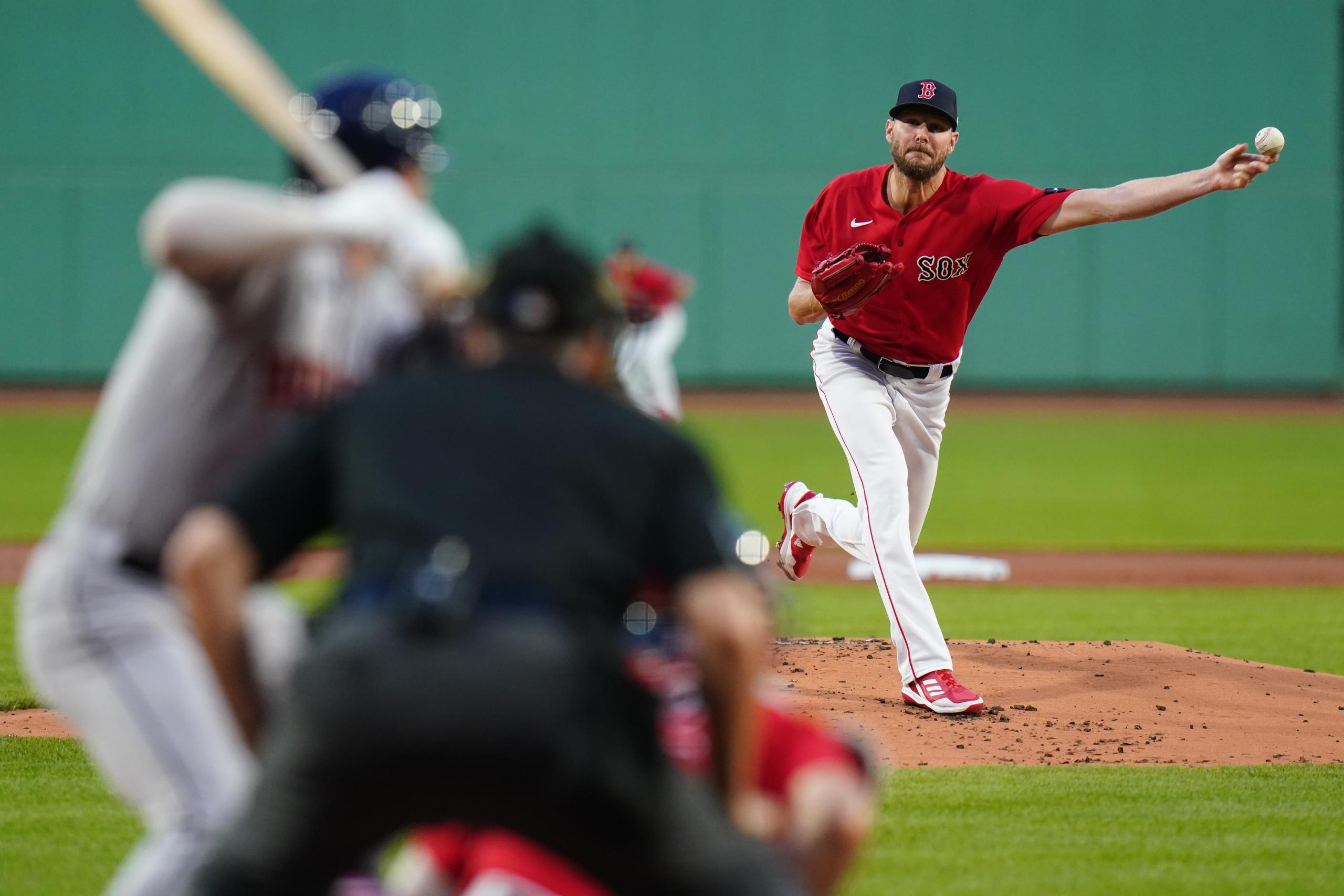 MLB