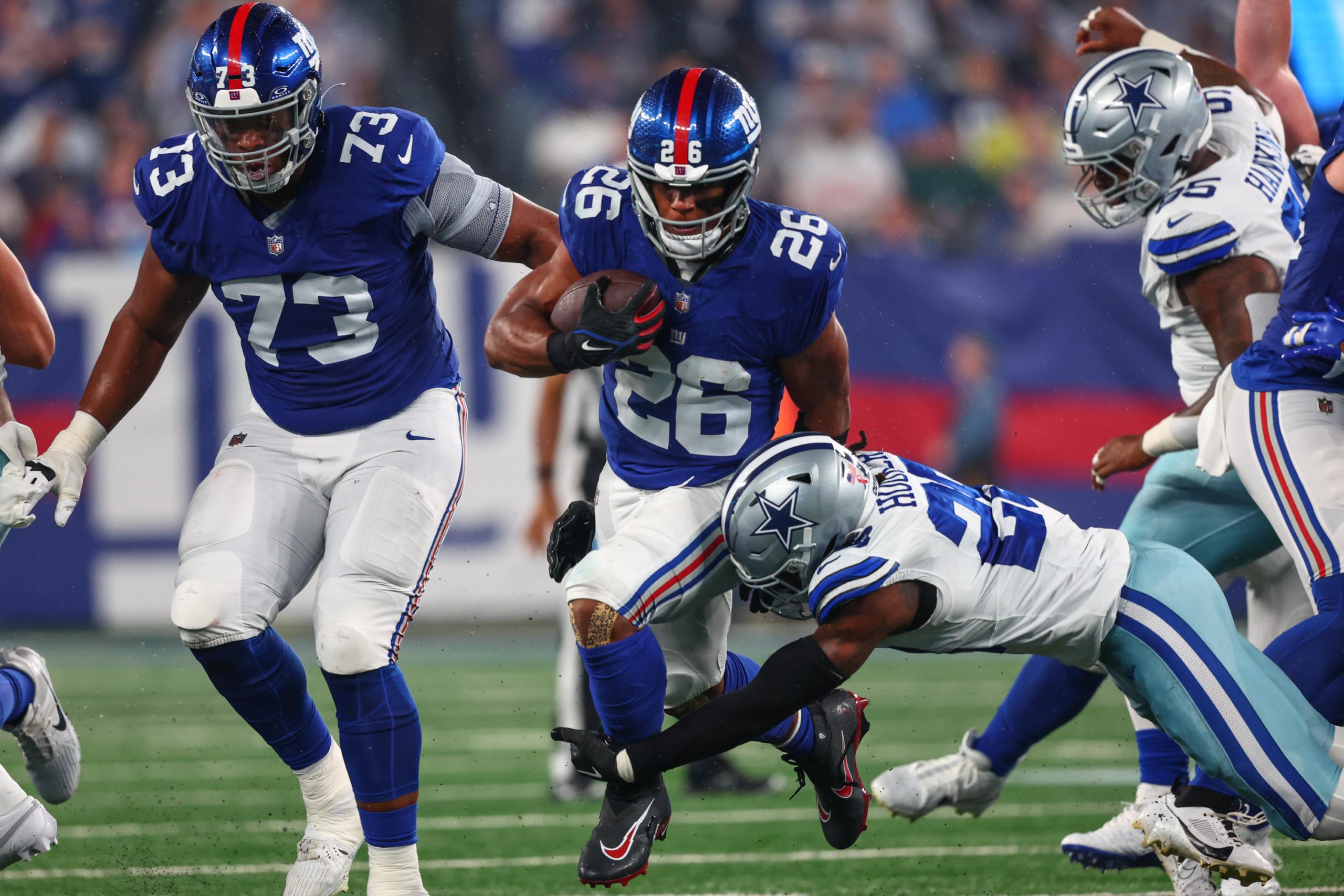 dallas cowboys sign saquon barkley