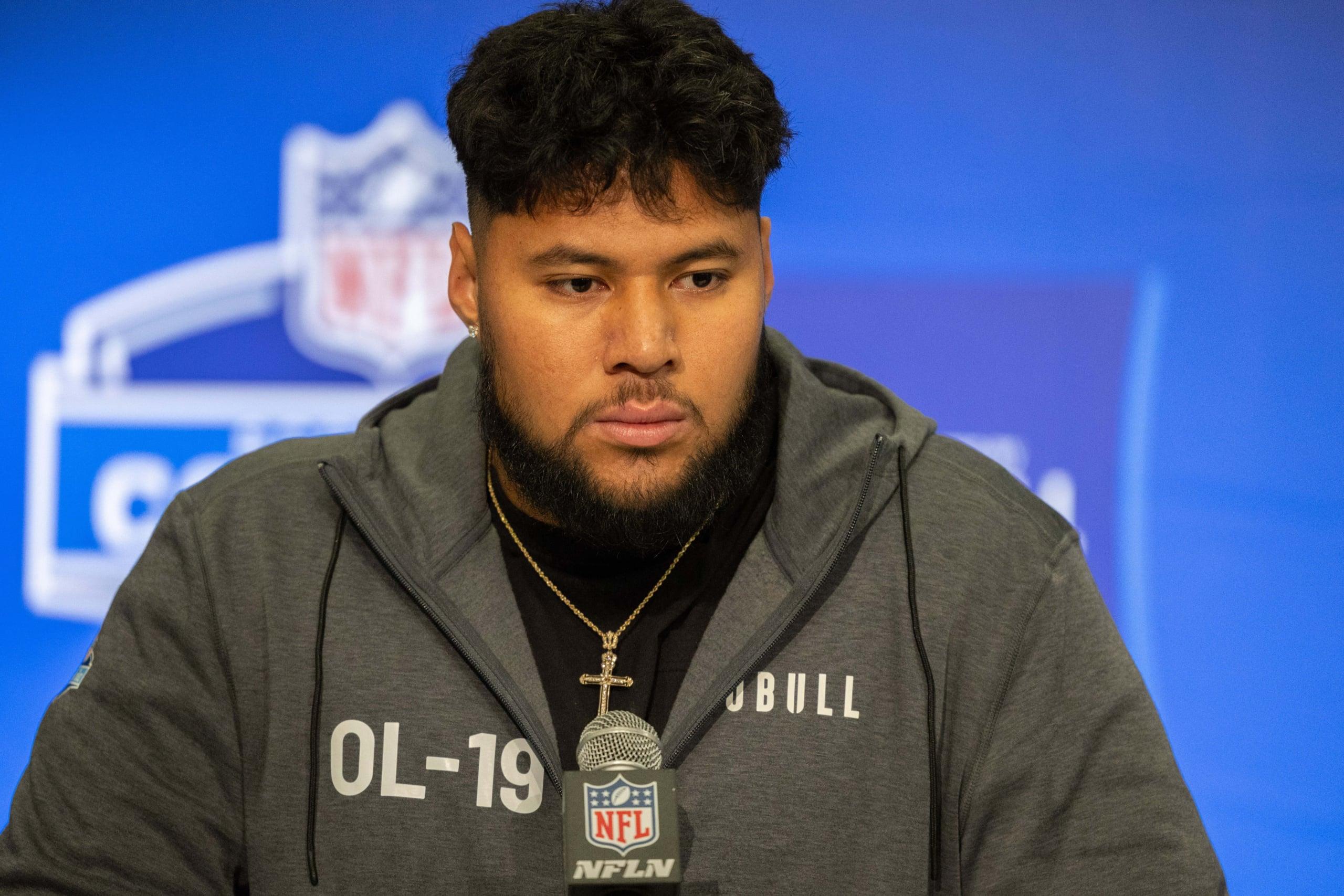 Miami Dolphins' Troy Fautanu
