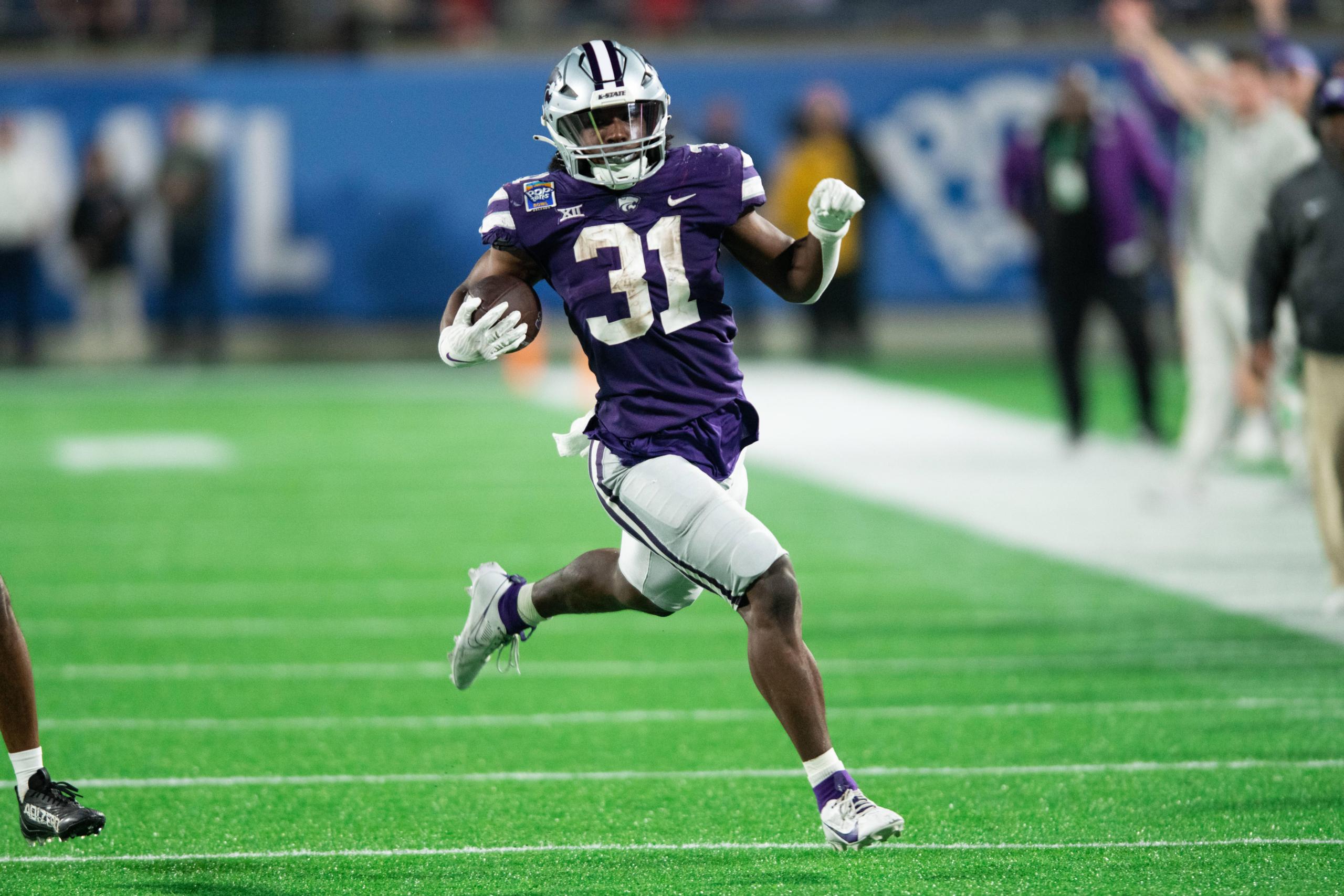 NCAA Football: Pop-Tarts Bowl-North Carolina State at Kansas State