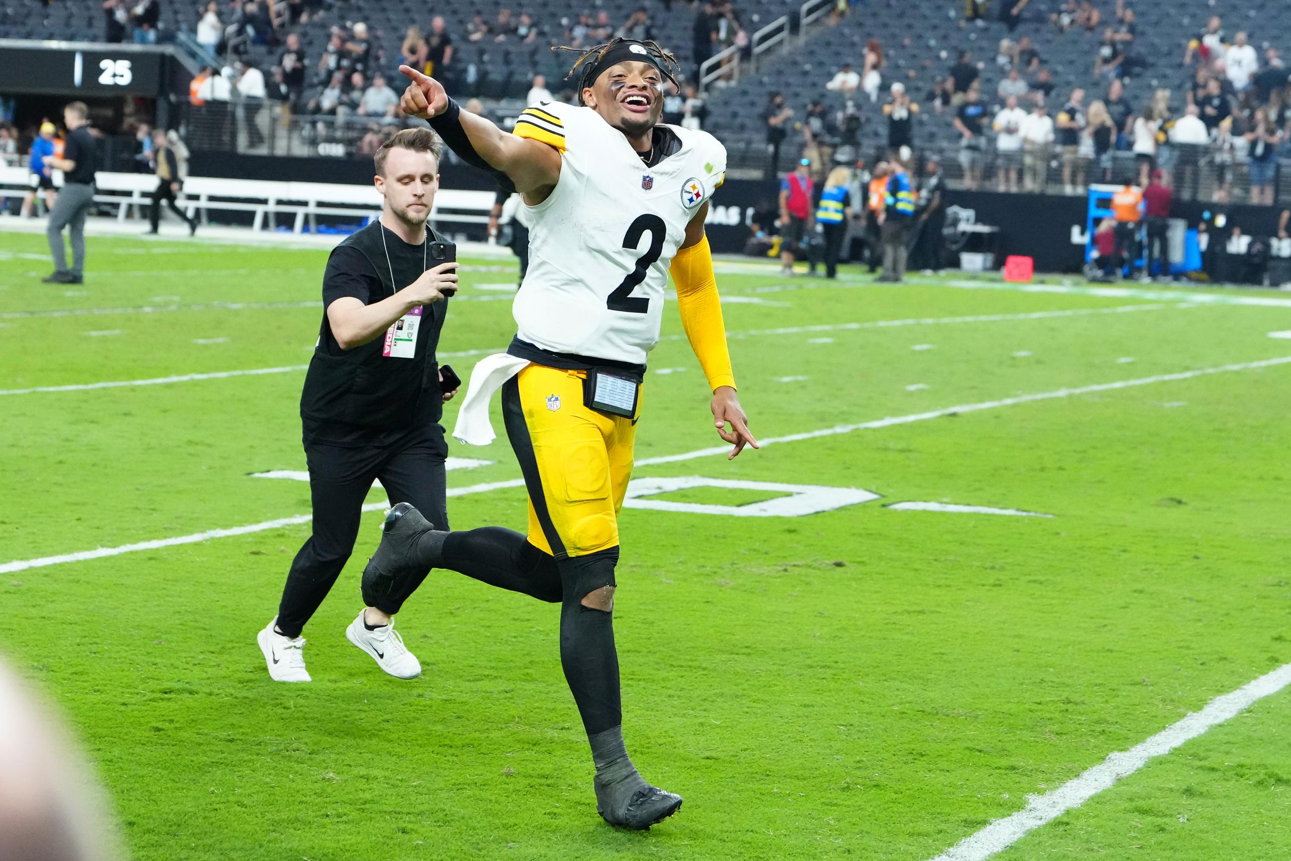 Pittsburgh Steelers, Justin Fields
