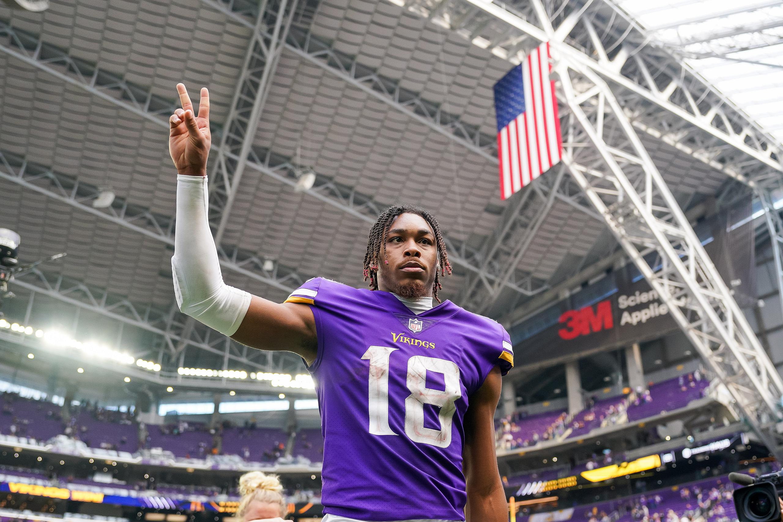 NFL: Chicago Bears at Minnesota Vikings