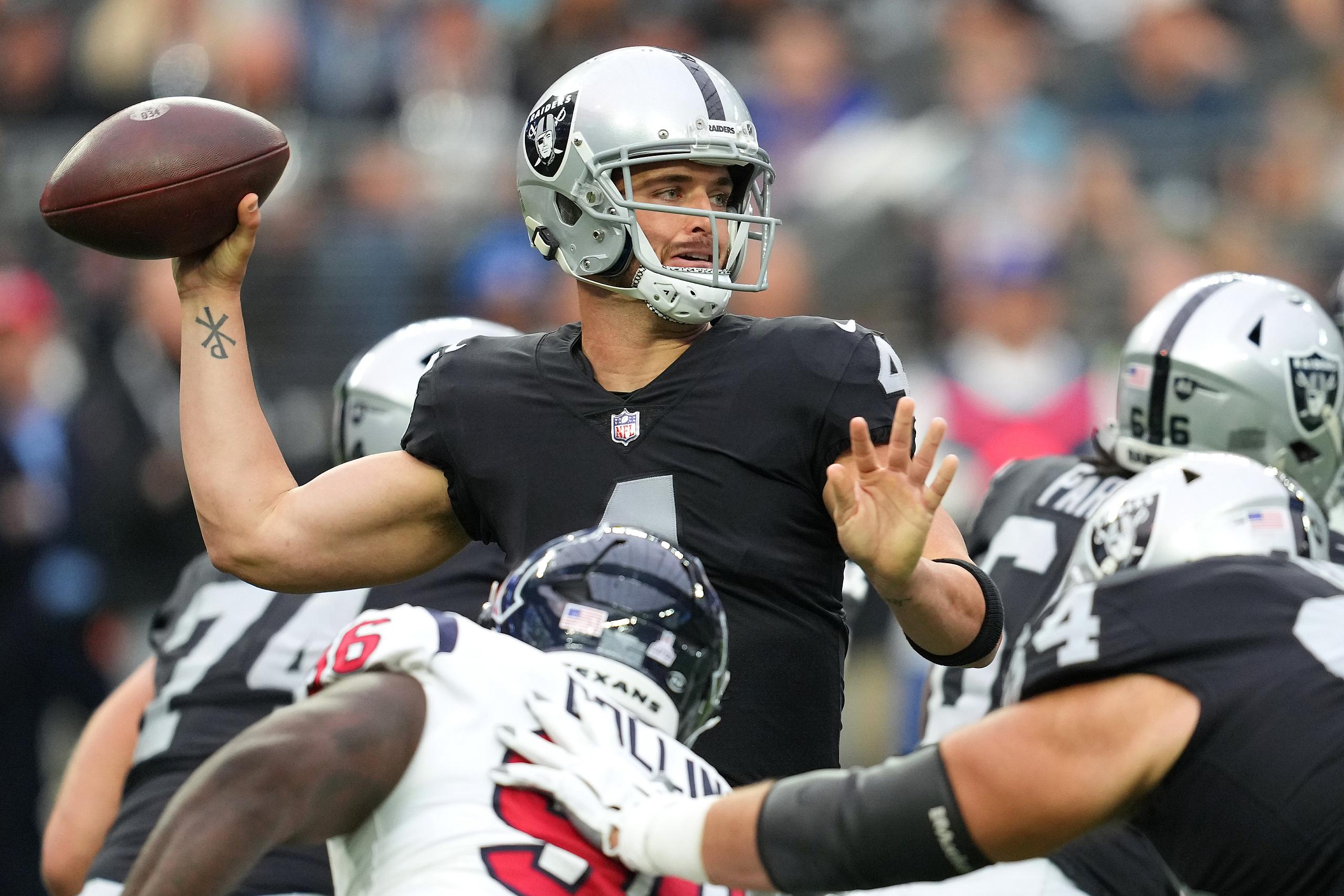 Derek Carr