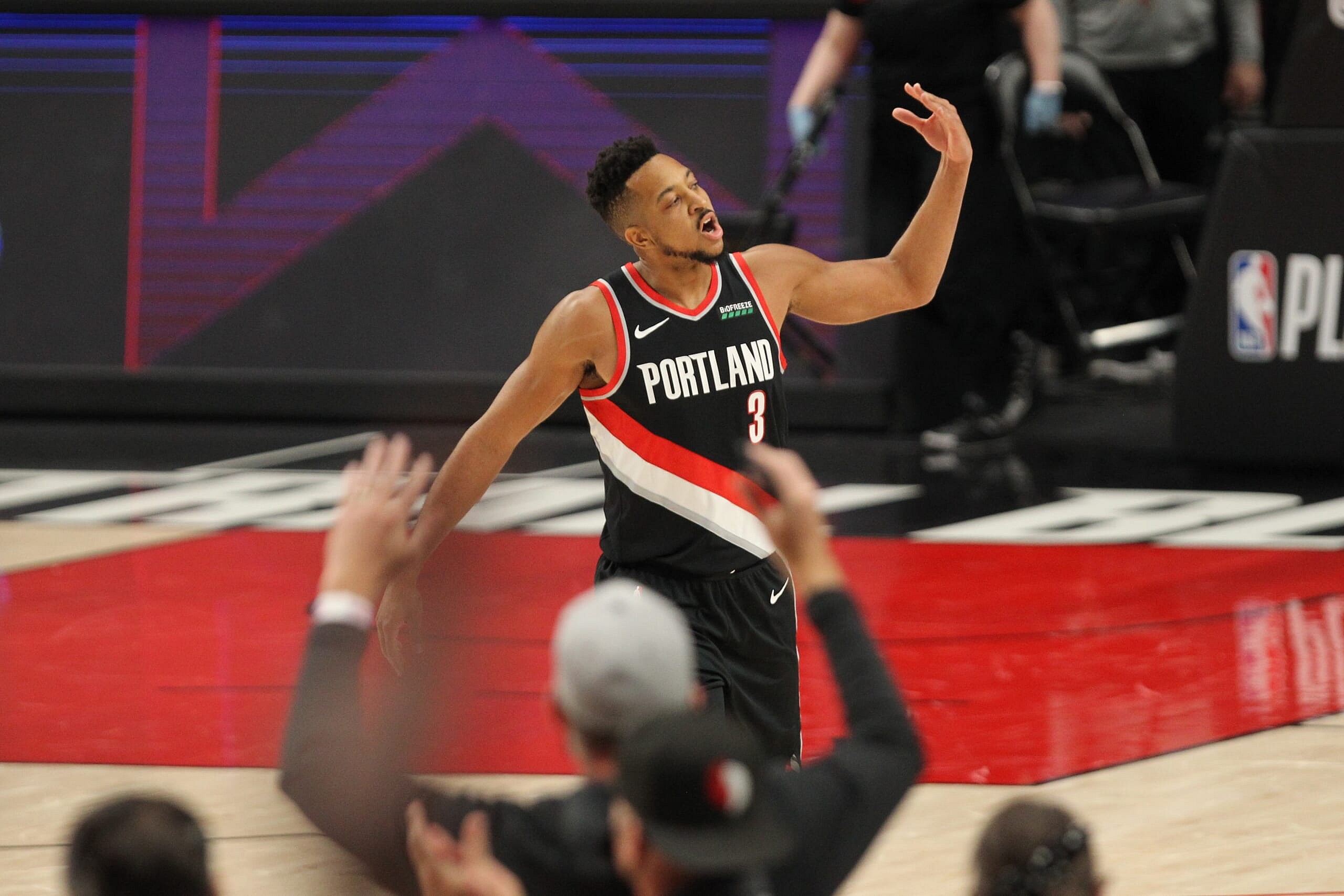 c.j. mccollum trade to the philadelphia 76ers for ben simmons