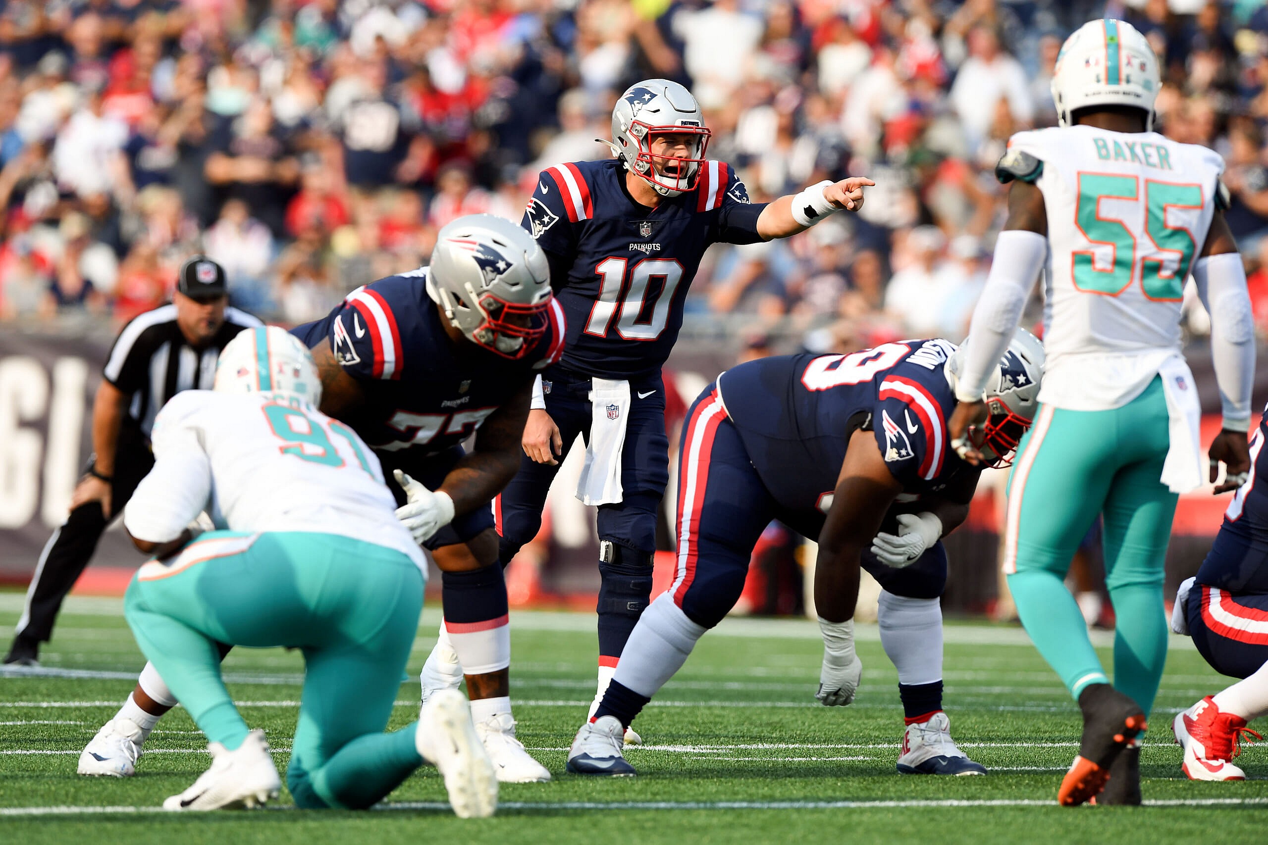 NFL: Miami Dolphins at New England Patriots