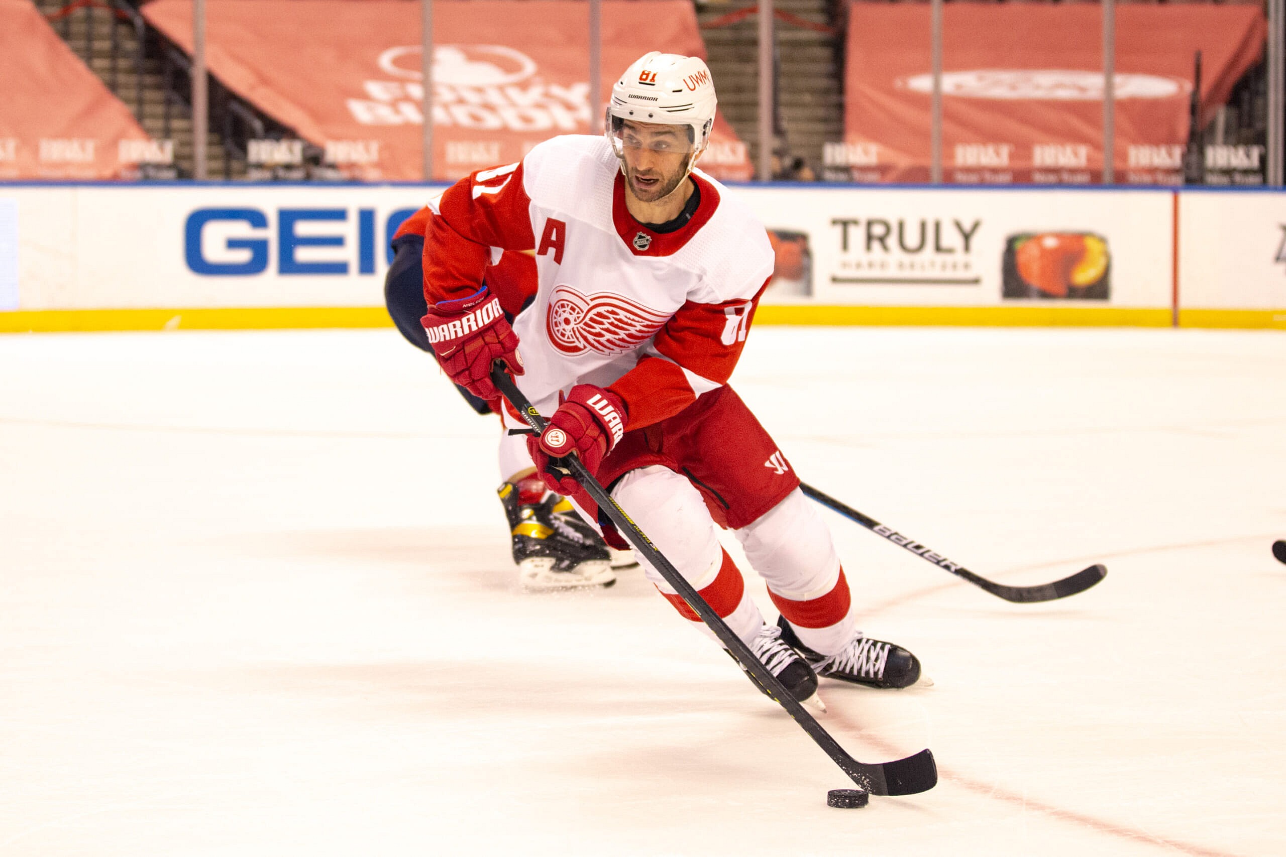 Best NHL free agents still available for the 2021-22 season