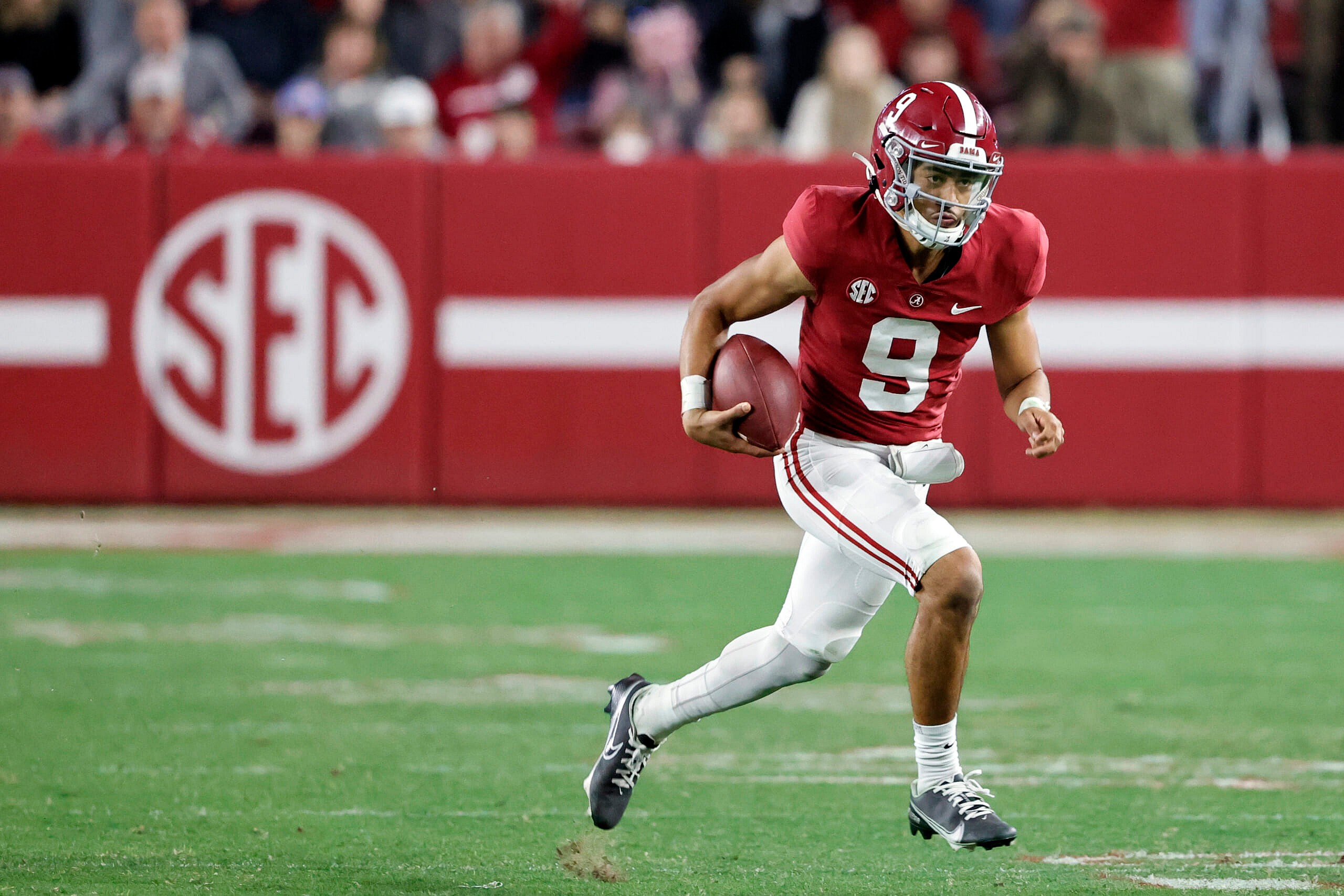 NCAA Football: Arkansas at Alabama