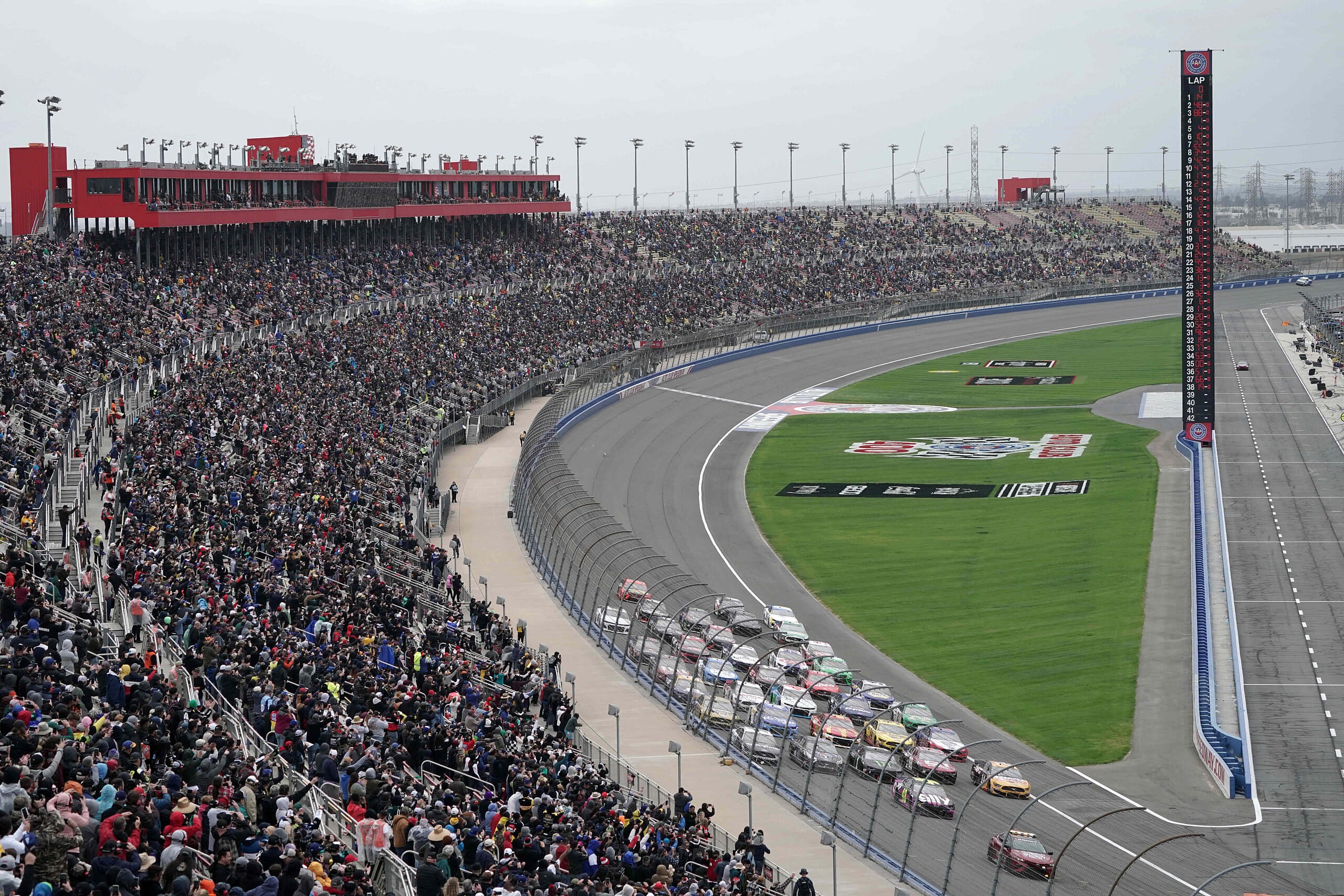NASCAR: Auto Club 400