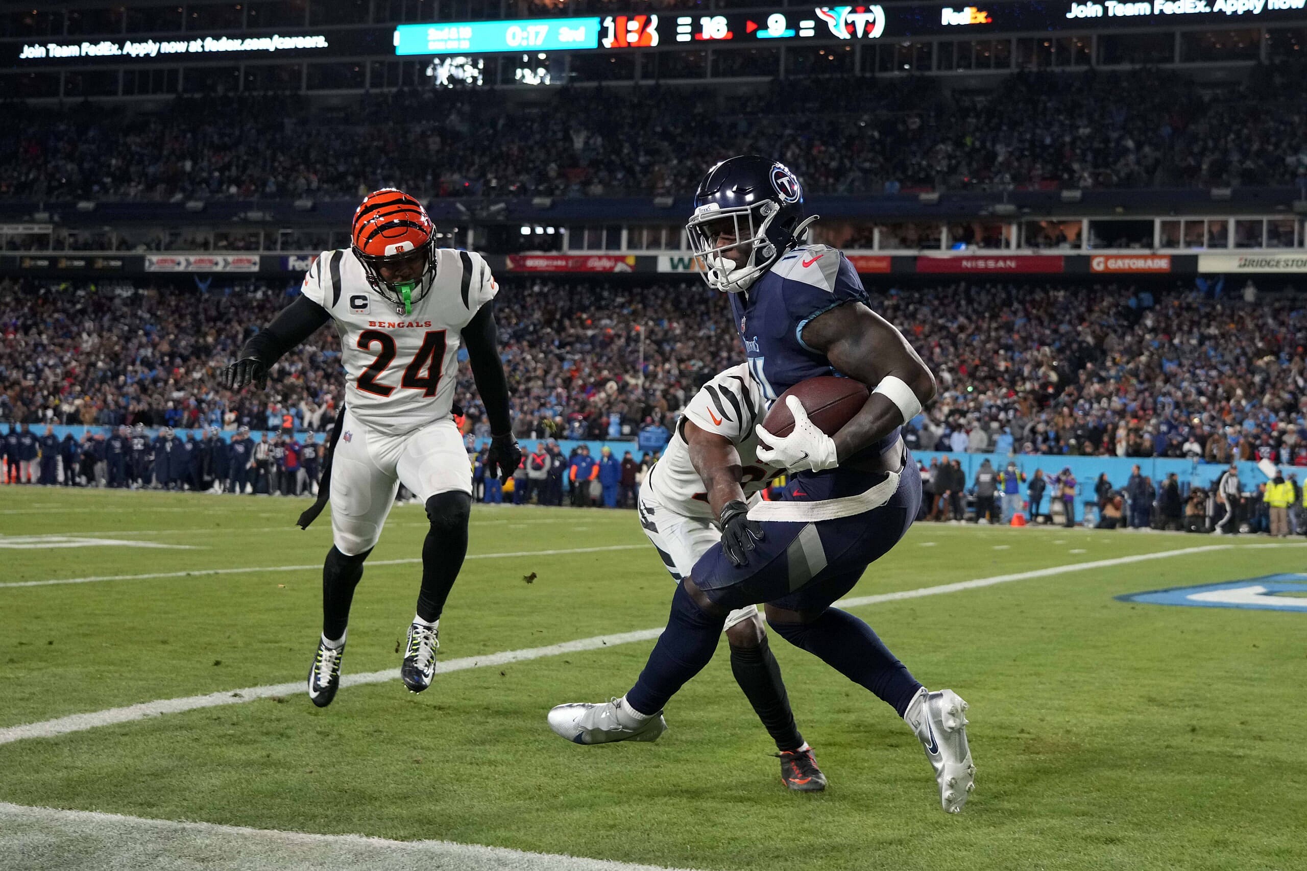 NFL: AFC Divisional Round-Cincinnati Bengals at Tennessee Titans