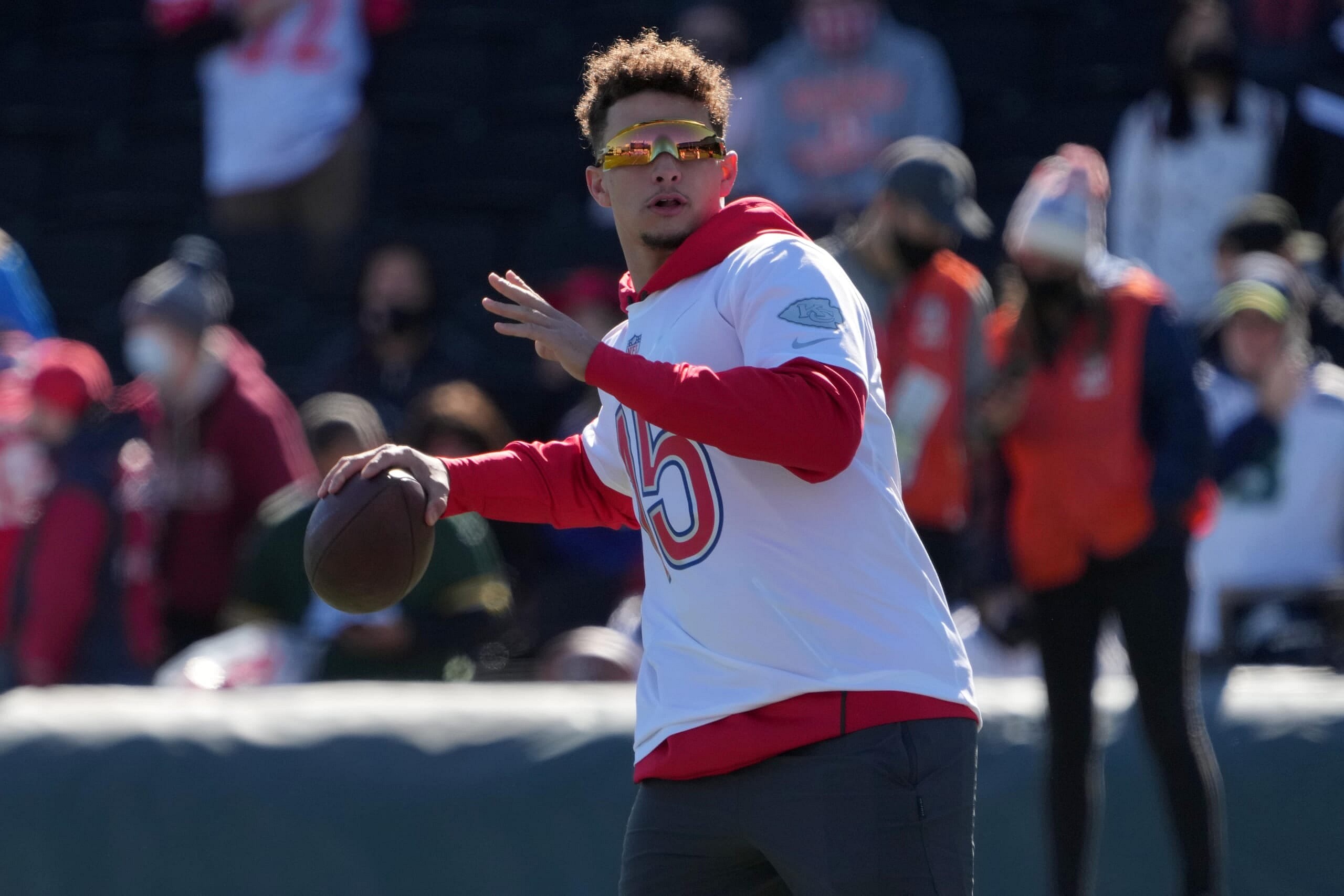 longest football throw: patrick mahomes