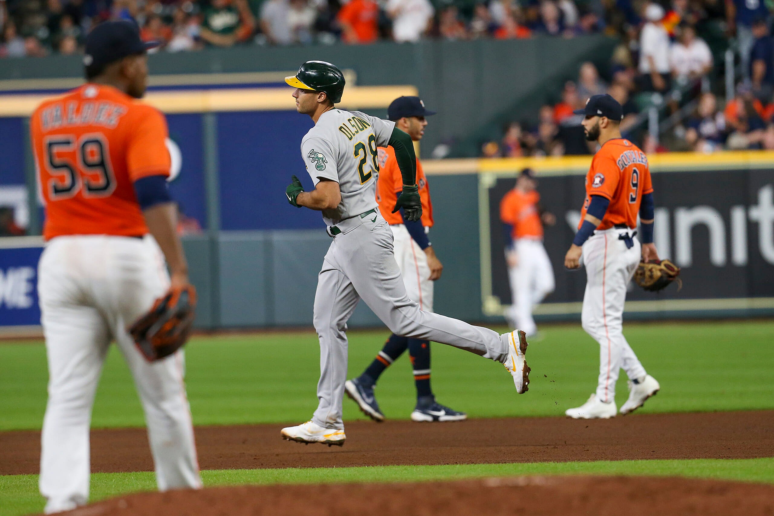 atlanta braves trade for matt olson