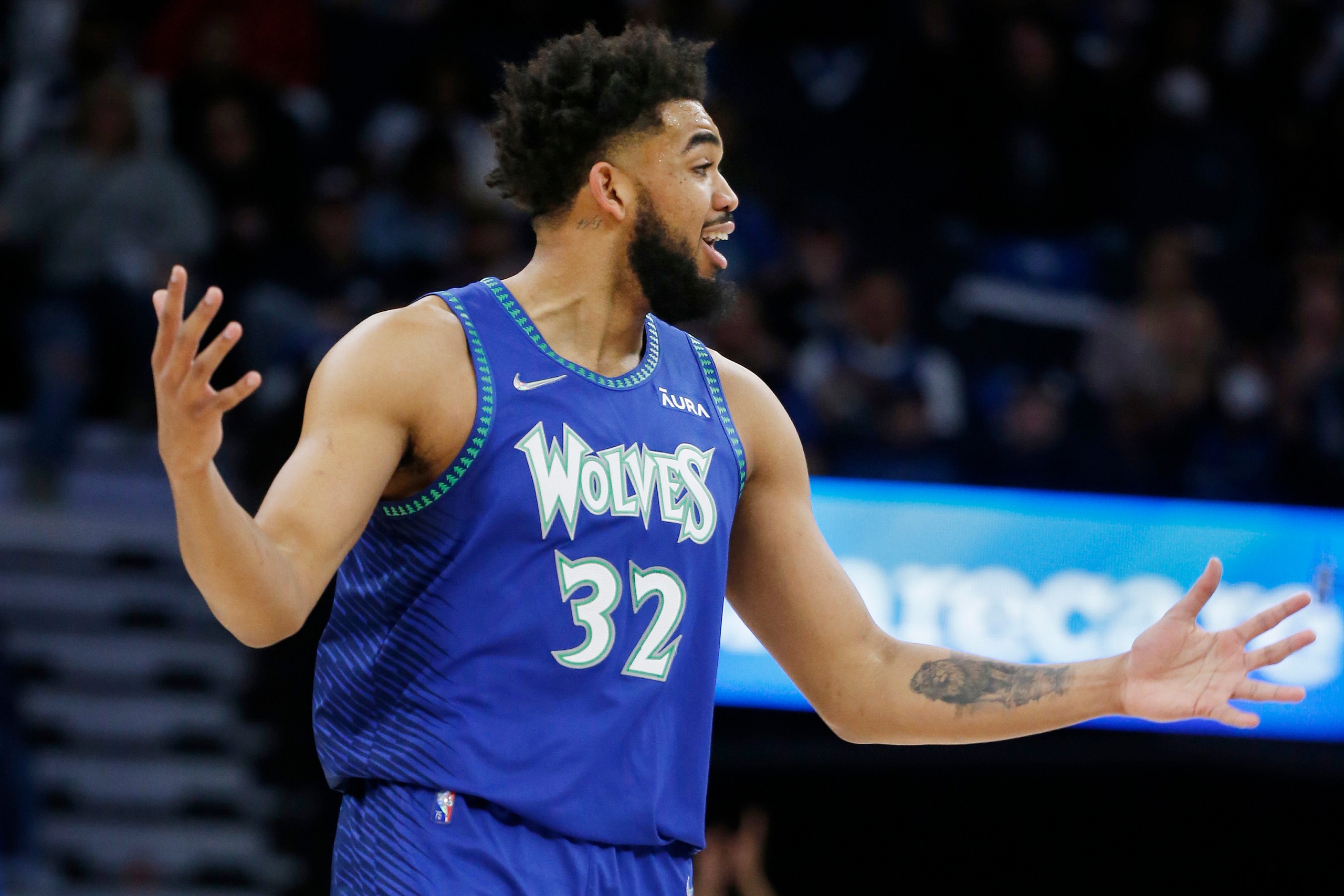NBA: San Antonio Spurs at Minnesota Timberwolves