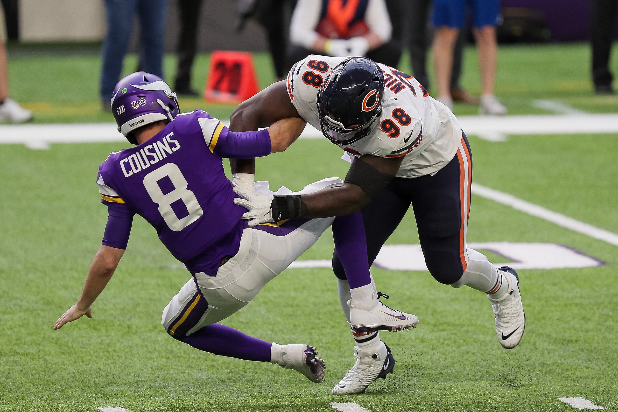 Las Vegas Raiders, bilal nichols