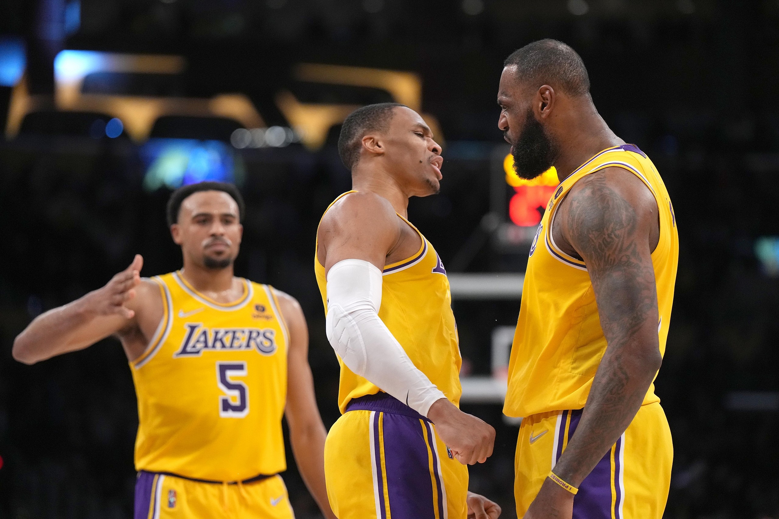 los angeles lakers russell westbrook, lebron james