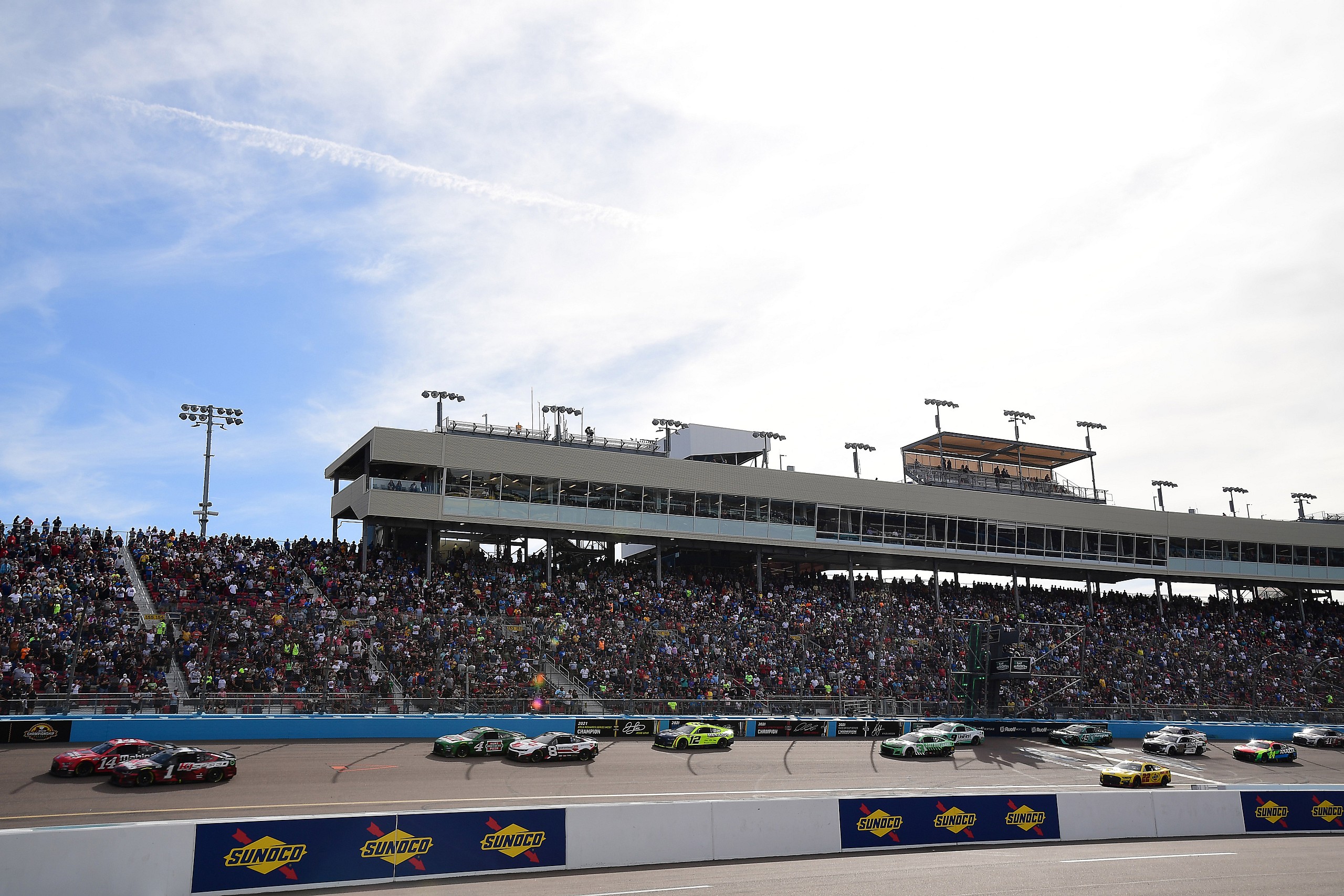 NASCAR: Ruoff Mortgage 500