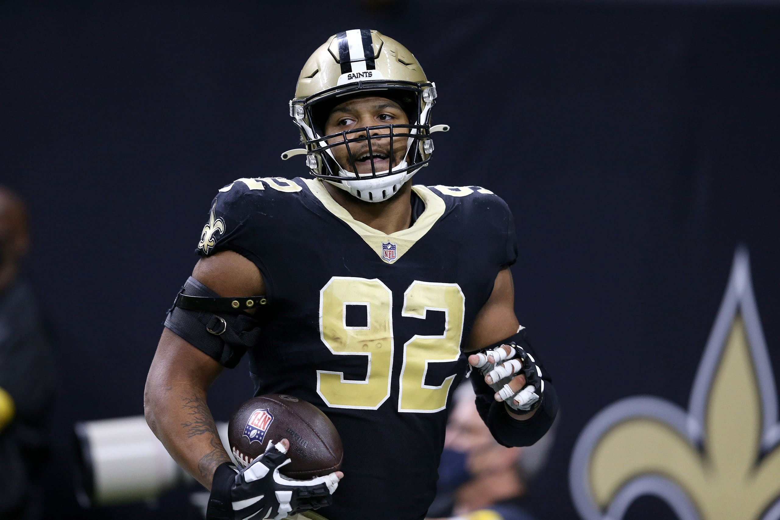 new orleans saints marcus davenport