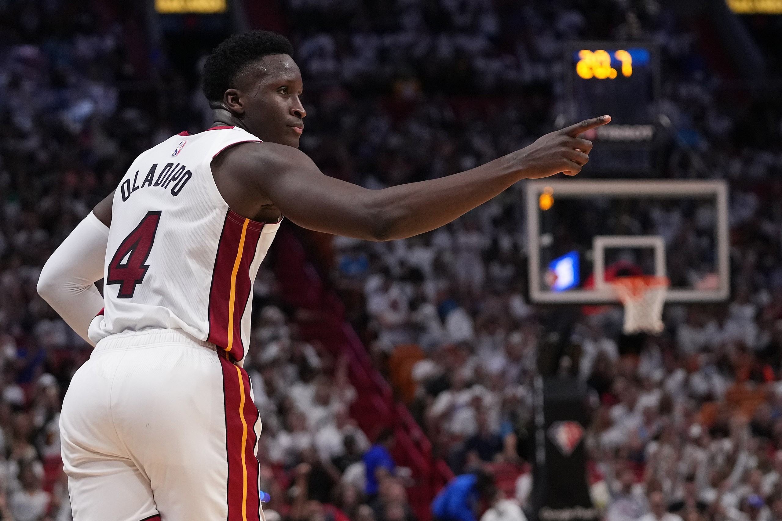 victor oladipo landing spots, nba free agency
