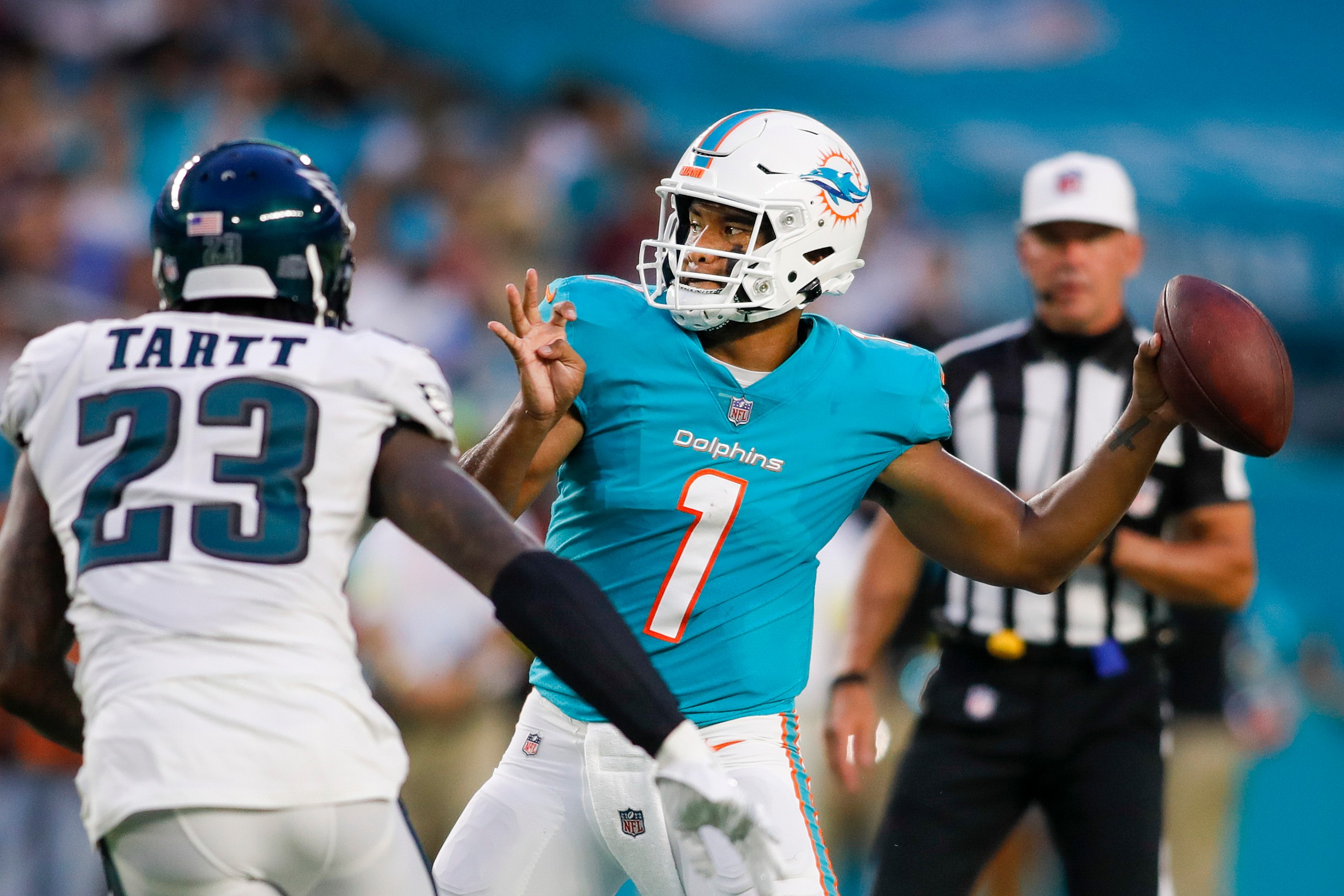 nfl roster cuts: jaquiski tartt, philadelphia eagles