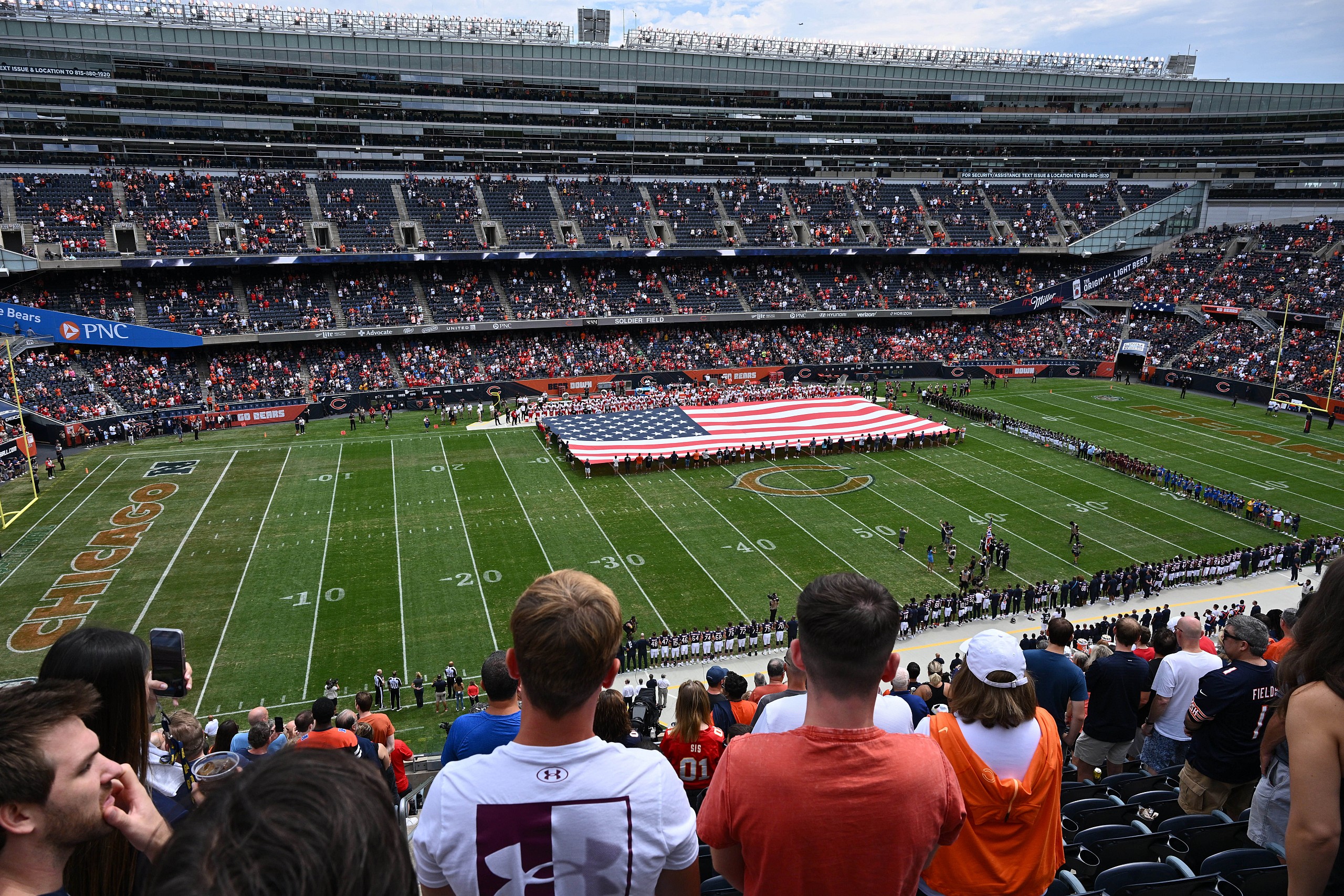 soldier field, chicago bears