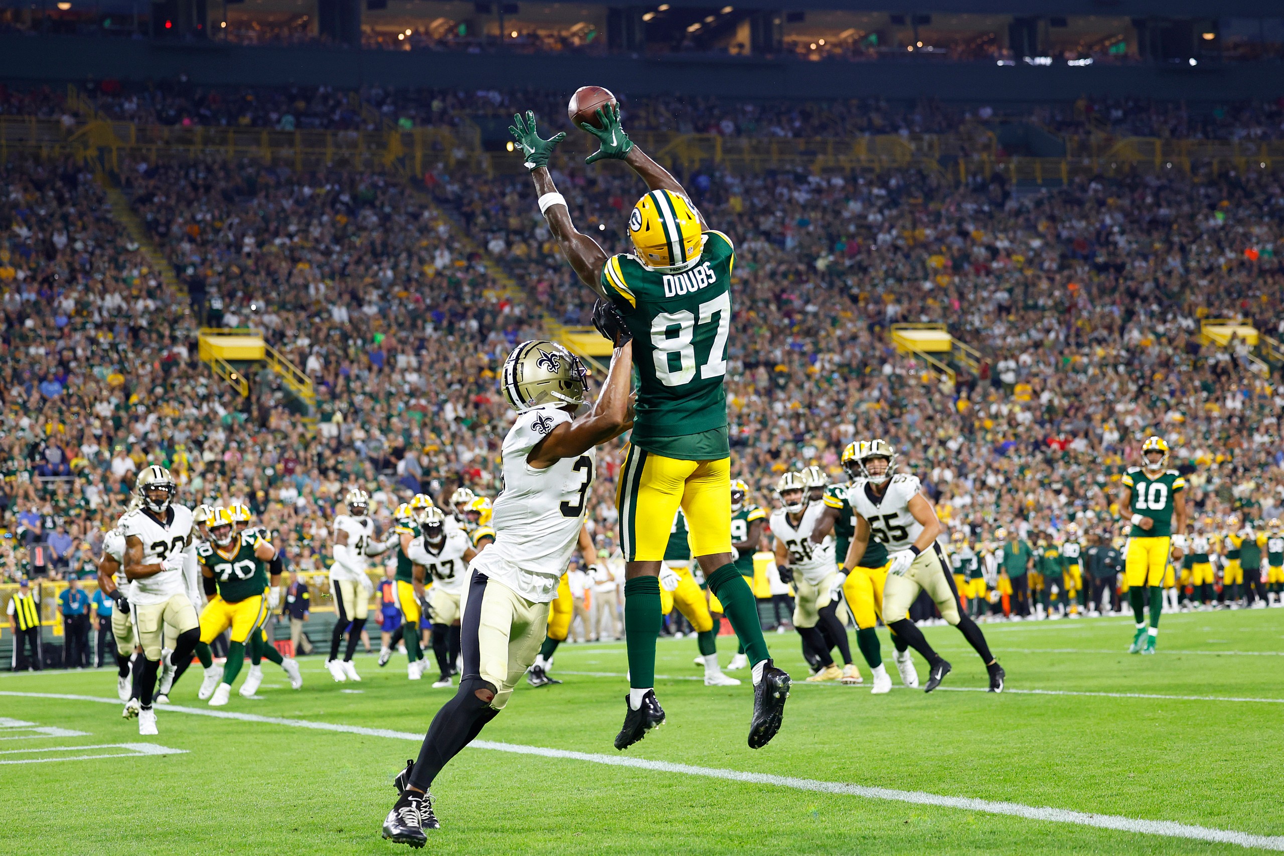 NFL: New Orleans Saints at Green Bay Packers